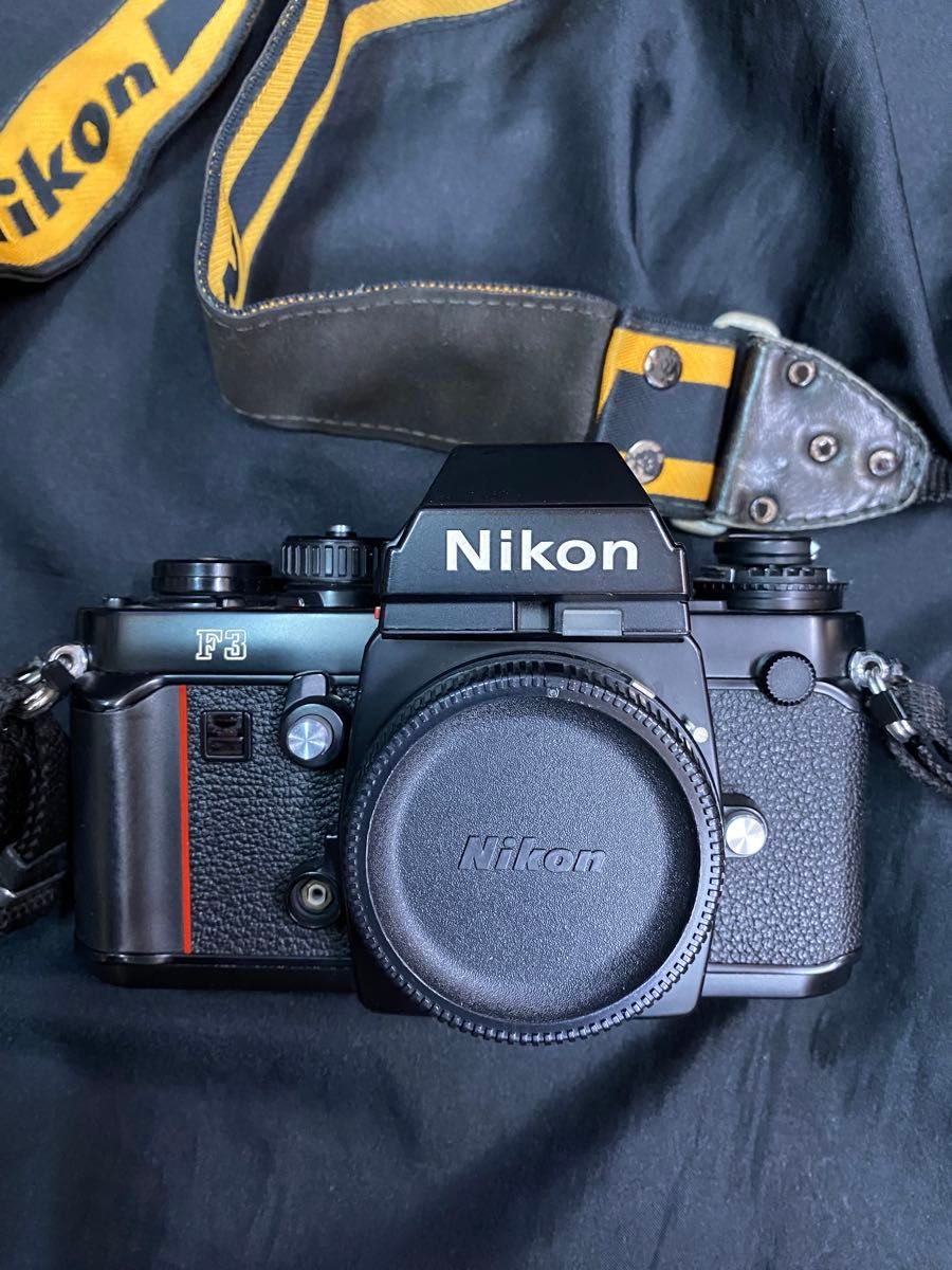 Nikonニコン F3 モータードライブ スクリーン その他部品付き Nikonニコン F3 モータードライブ スクリーン その他部品付き