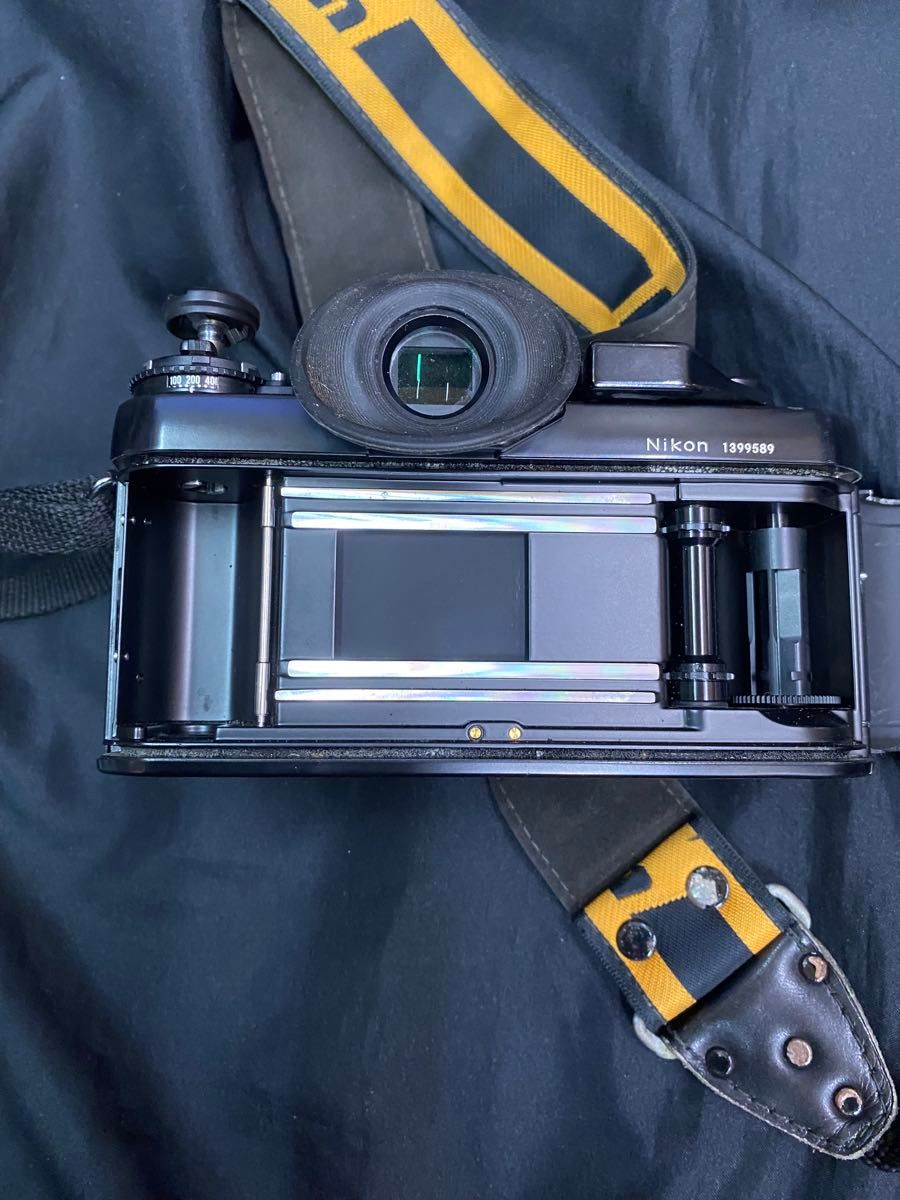 Nikonニコン F3 モータードライブ スクリーン その他部品付き Nikonニコン F3 モータードライブ スクリーン その他部品付き
