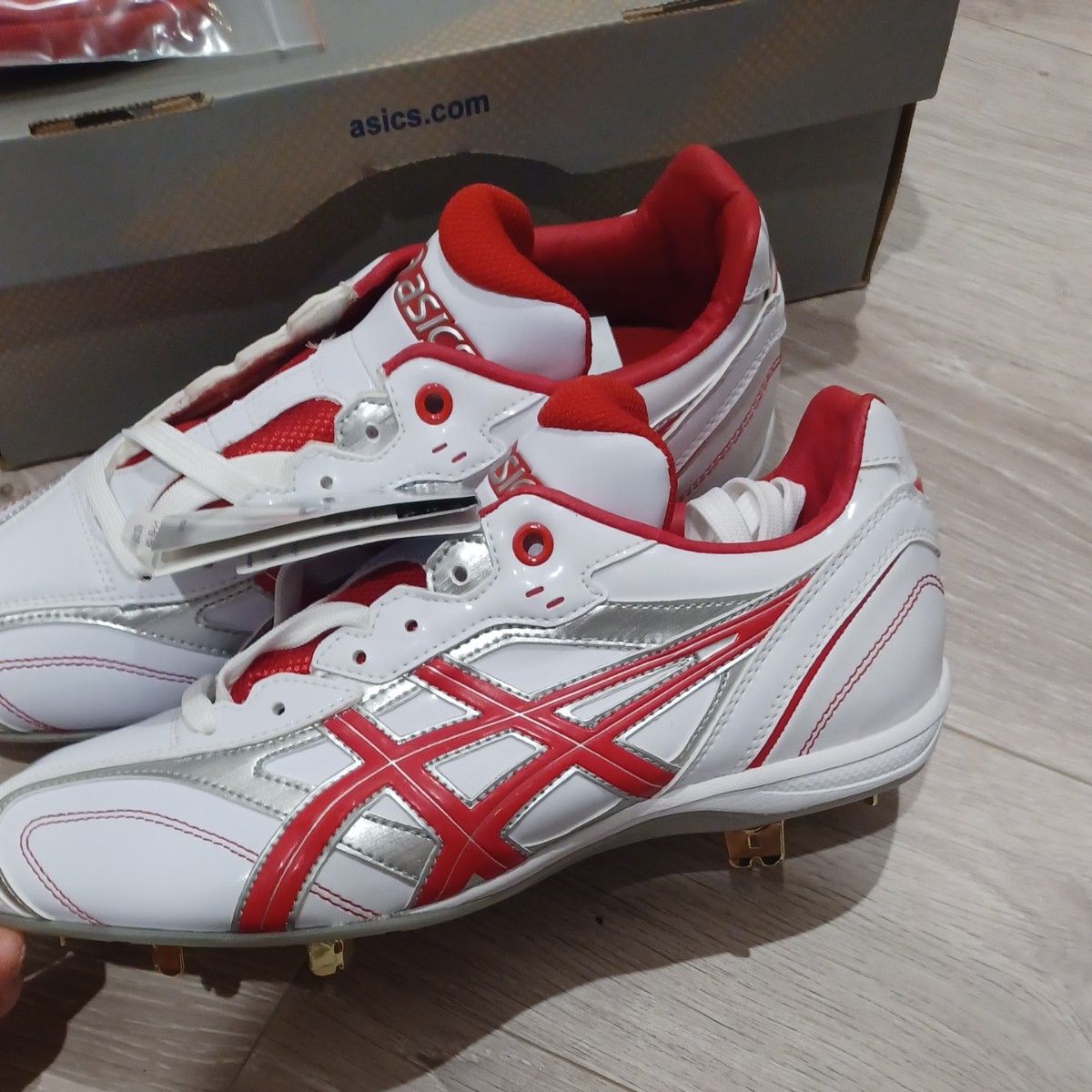 野球 アシックス スパイク 新品 白赤 26センチ|Yahoo!フリマ 野球 アシックス スパイク 新品 白赤 26センチ|Yahoo!フリマ