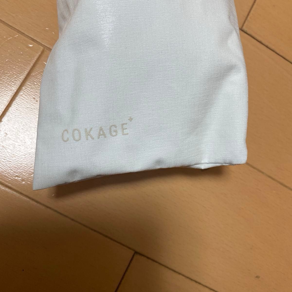 2段折りたたみ傘】COKAGE+リリィホワイトラテベージュウォーター 2段折りたたみ傘】COKAGE+リリィホワイトラテベージュウォーター