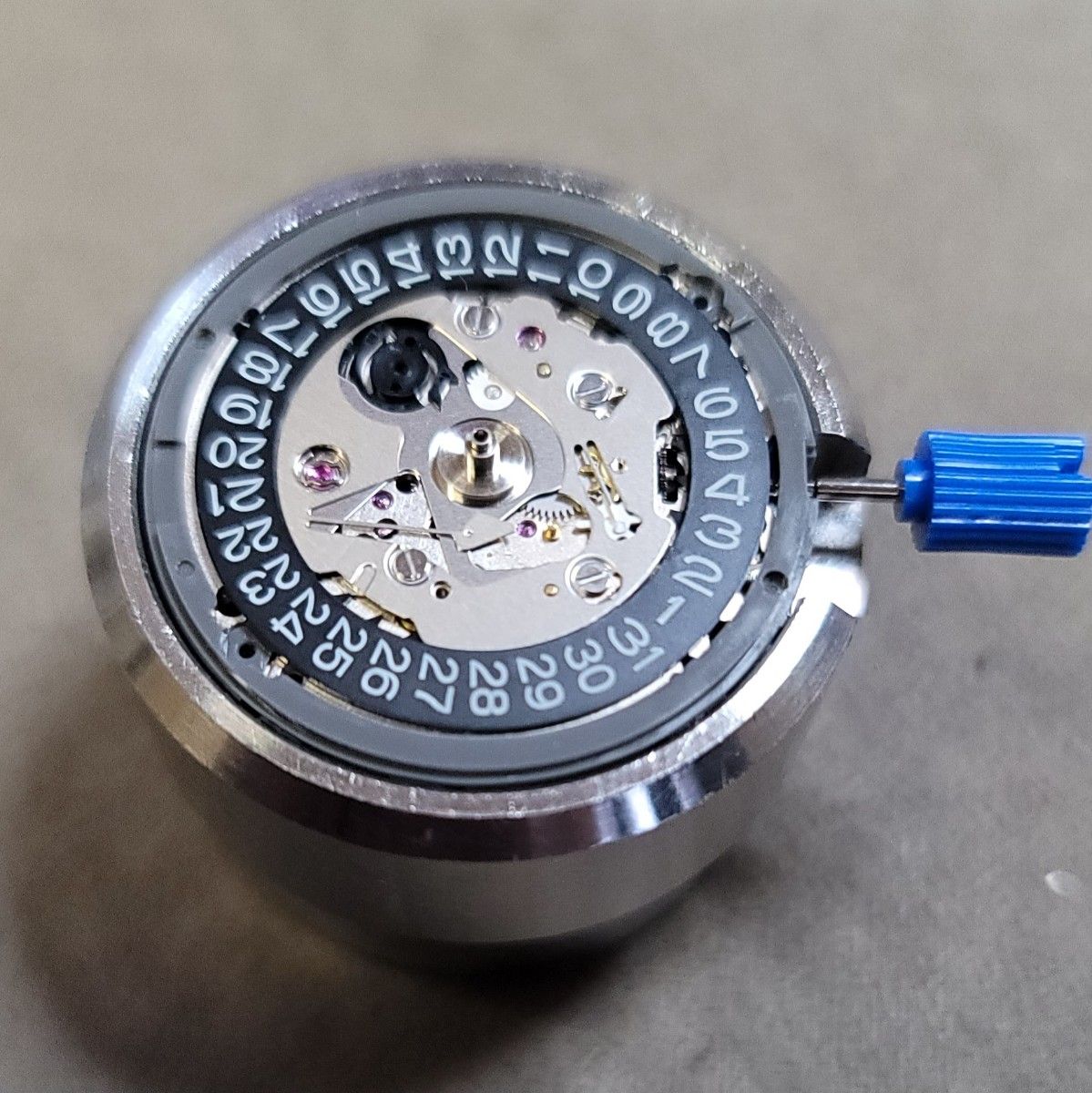 新品) NH35 ムーブメント セイコーMod 機械式腕時計 自動巻き 新品) NH35 ムーブメント セイコーMod 機械式腕時計 自動巻き