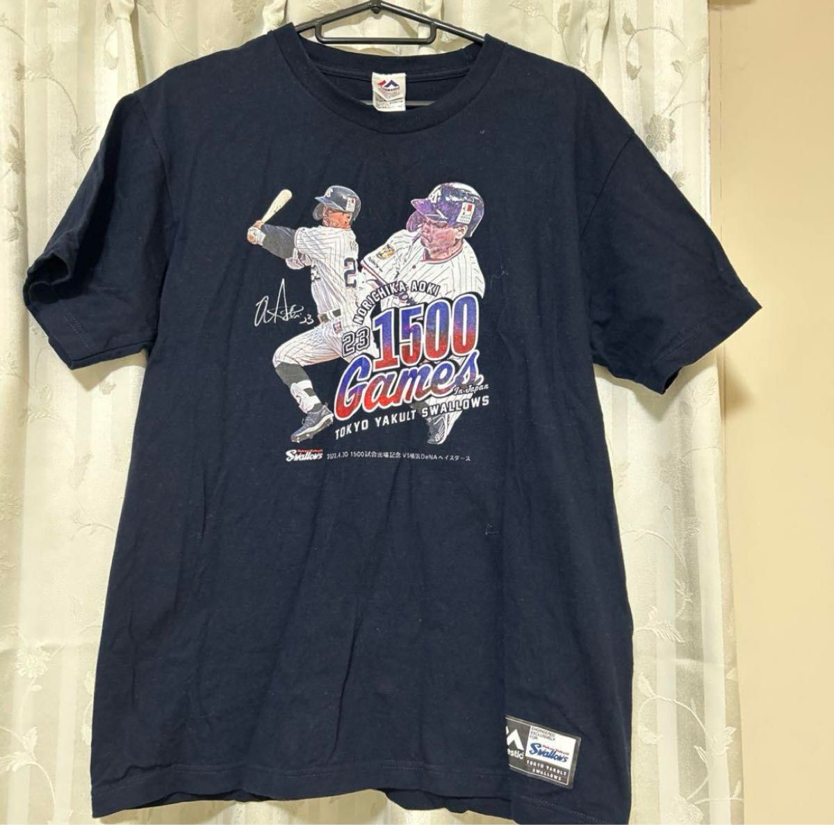 ヤクルトスワローズ 青木宣親選手1500安打記念Tシャツ M ヤクルトスワローズ 青木宣親選手1500安打記念Tシャツ M