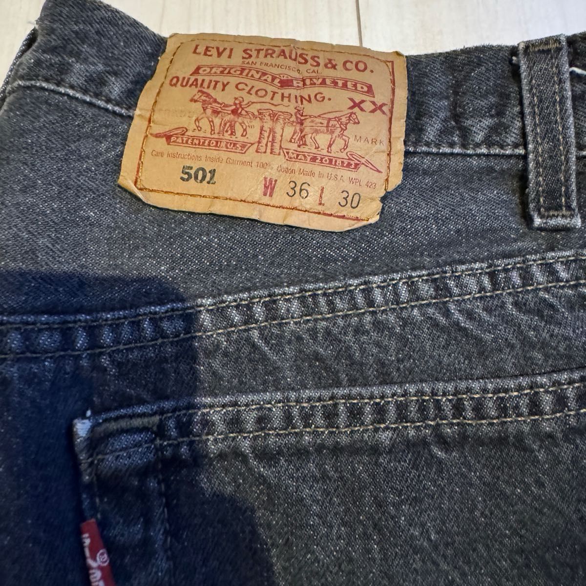 最終価格 90's 先染め USA Levi's 501 ブラックデニム W36 L30 最終価格 90's 先染め USA Levi's 501 ブラックデニム W36 L30