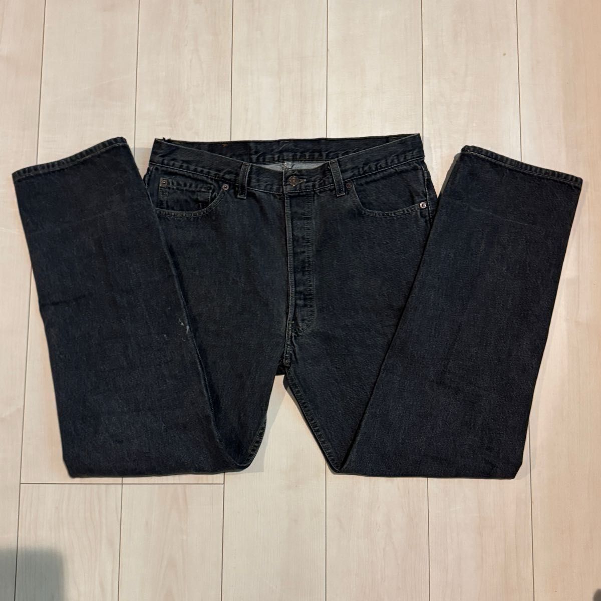 最終価格 90's 先染め USA Levi's 501 ブラックデニム W36 L30 最終価格 90's 先染め USA Levi's 501 ブラックデニム W36 L30