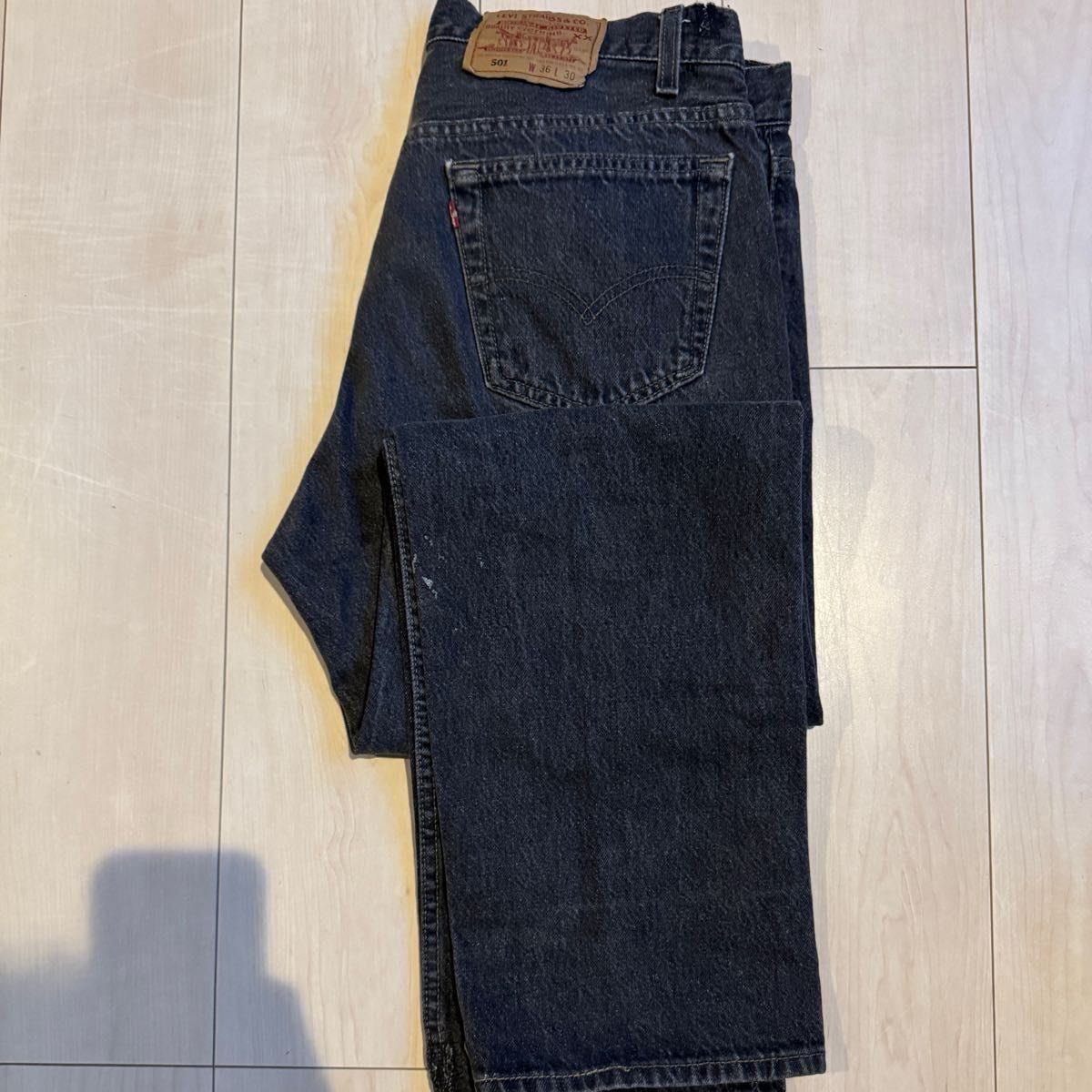 最終価格 90's 先染め USA Levi's 501 ブラックデニム W36 L30 最終価格 90's 先染め USA Levi's 501 ブラックデニム W36 L30