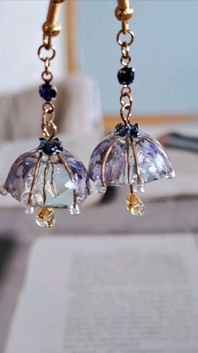 No.205。ハンドメイドレジンピアス、イヤリング、空模様のアンブレラピアス
