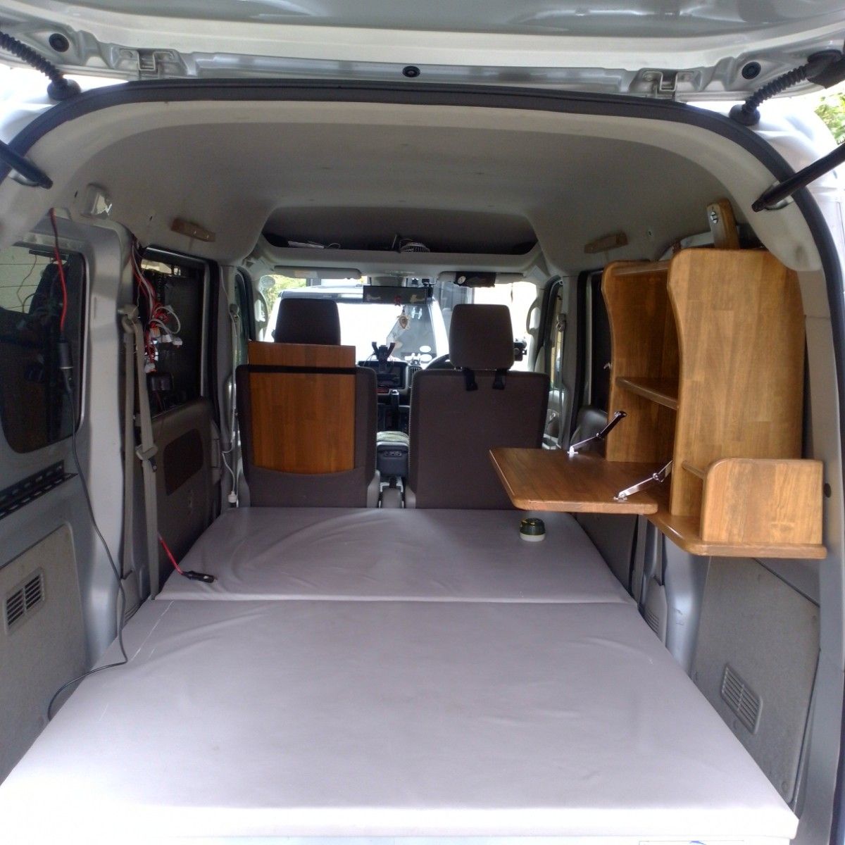 物好き 太郎、エブリイワゴン17W用ラゲッジ収納棚左側(テーブルセット) エブリイワゴン17W用ラゲッジ収納棚左右セット - メルカリ