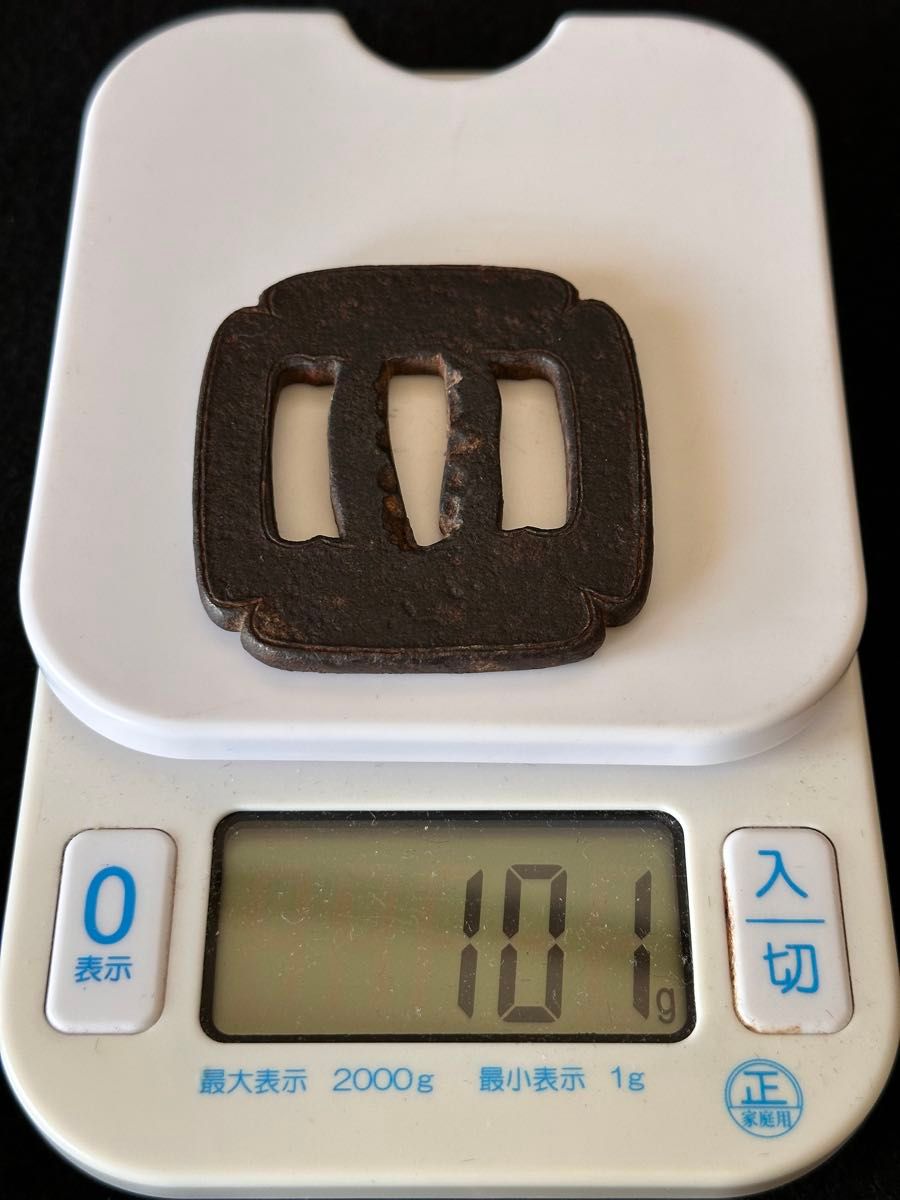 古美術 鉄地刀鍔 古刀剣装具 時代物 25CA 鉄地 鍔 古鍔 アンティーク