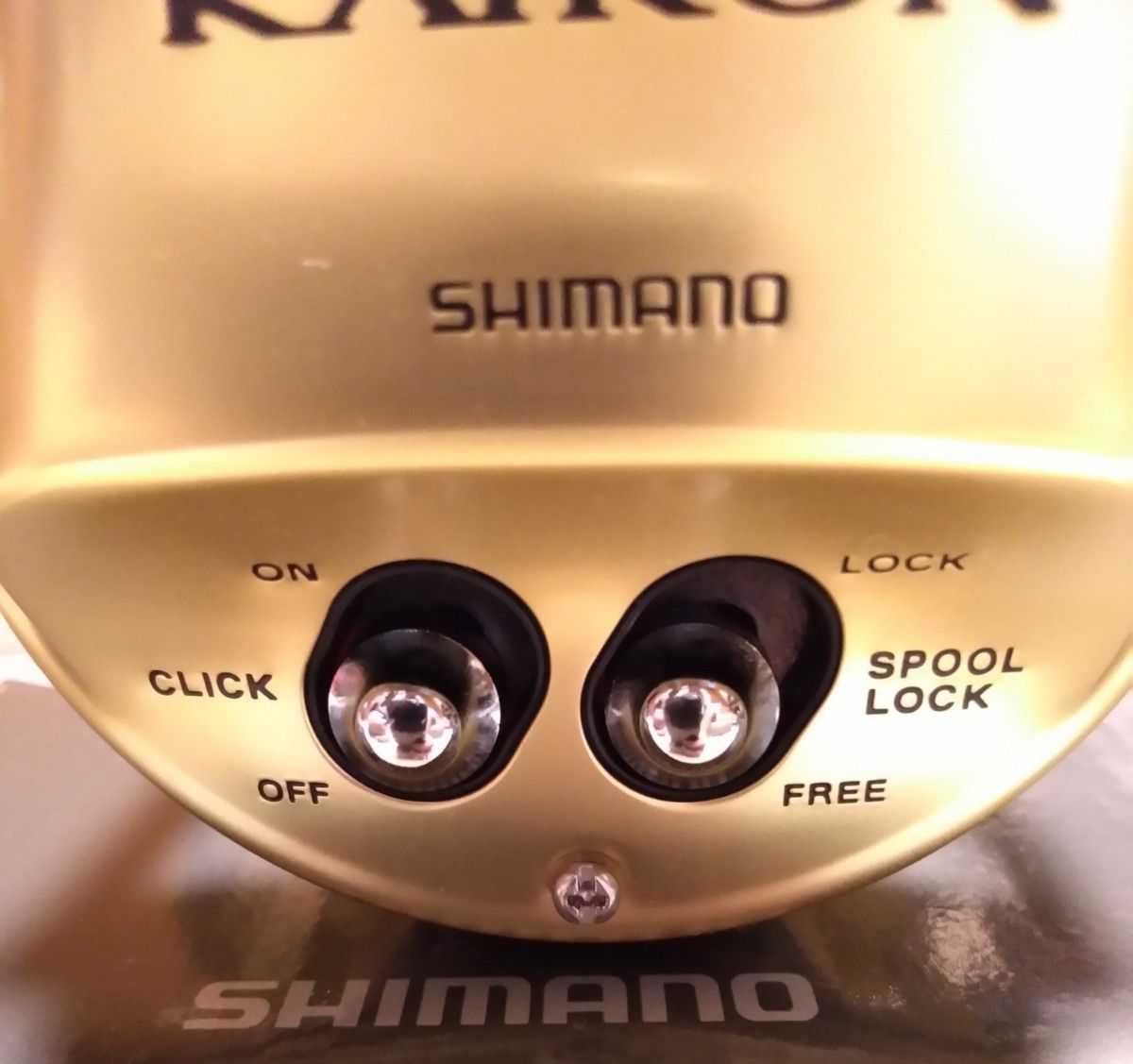 シマノ 海魂 3000T 右ハンドル 【SHIMANO KAIKON 石鯛リール 両 シマノ 海魂 3000T 右ハンドル 【SHIMANO KAIKON 石鯛リール 両