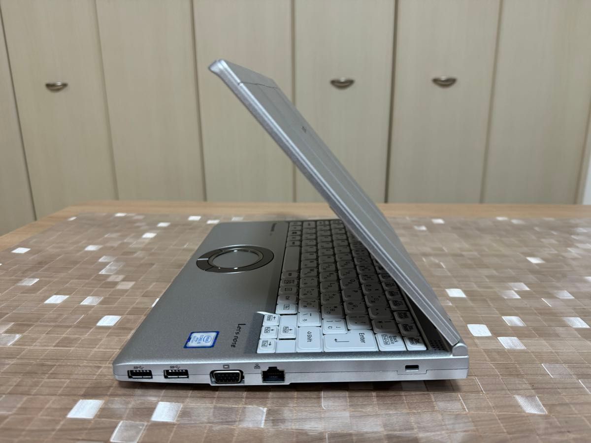 軽量 Panasonic レッツノート CF-SV7 8GB office i5 SSD 軽量 Panasonic レッツノート CF-SV7 8GB office i5 SSD