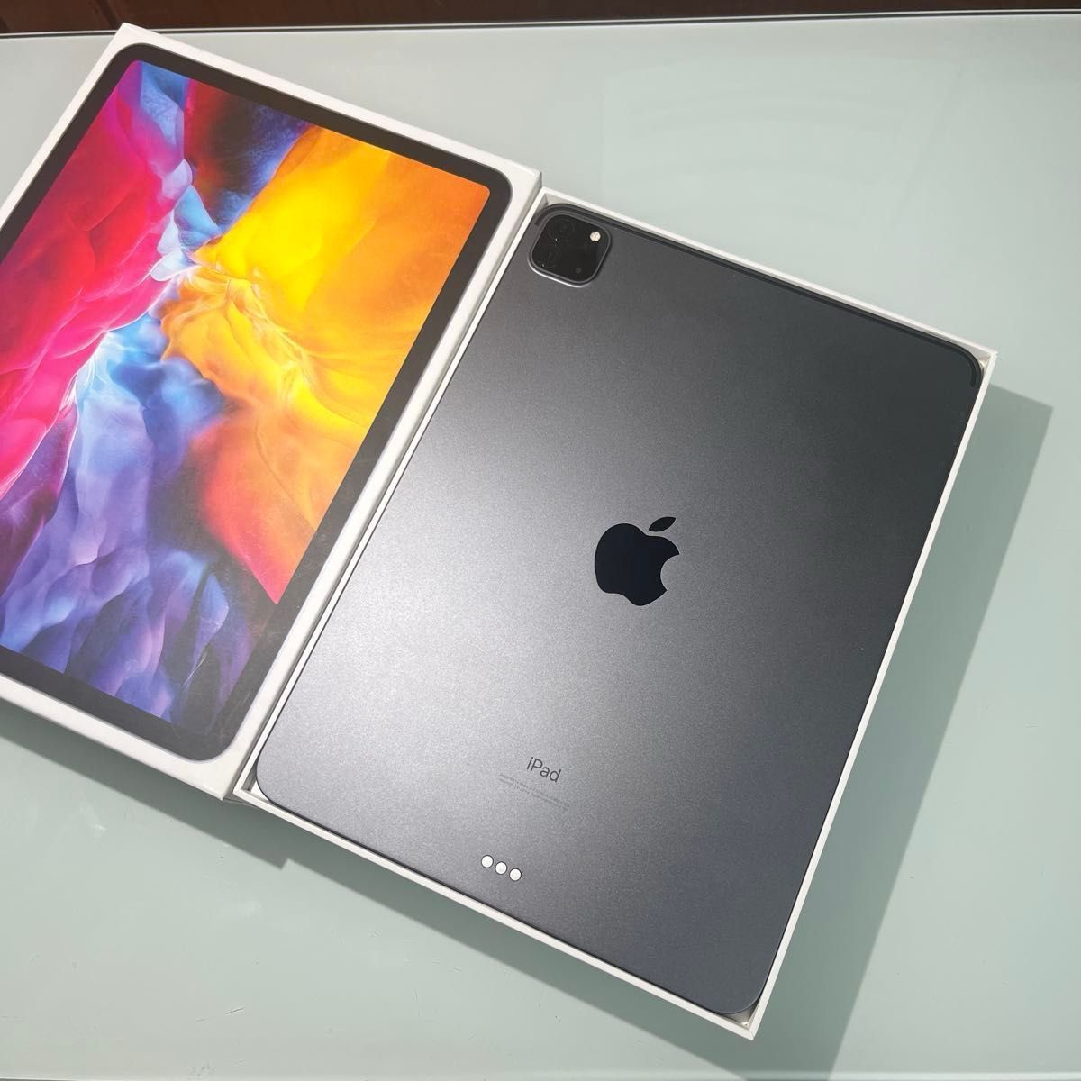 iPad Pro 11インチ 第2世代 128GB Wi-Fi 割れなし バッテリー iPad Pro 11インチ 第2世代 128GB Wi-Fi 割れなし バッテリー