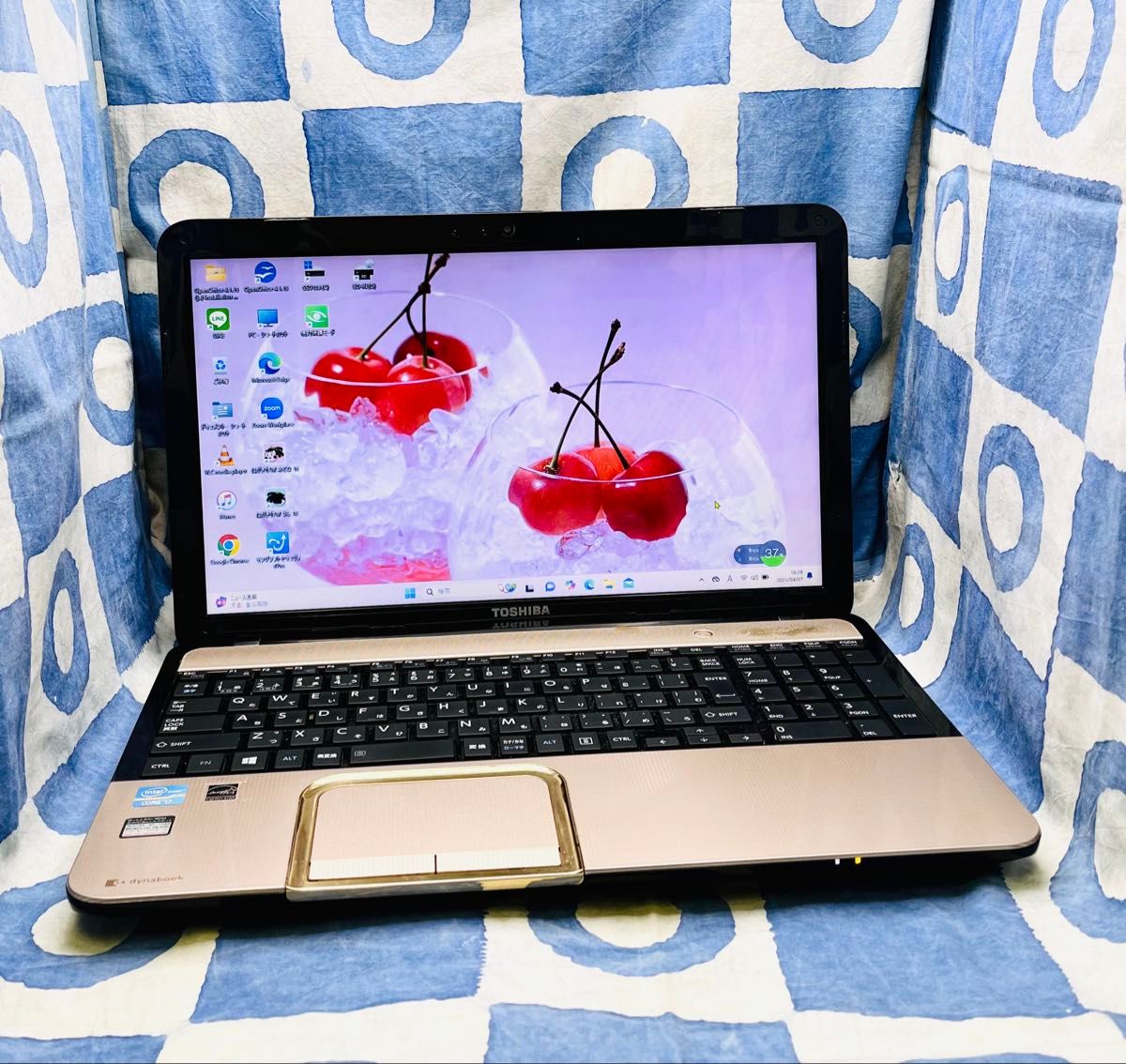 Win11 i7 人気ゴールドノートパソコン ブルーレイ webカメラ SSD Win11 i7 人気ゴールドノートパソコン ブルーレイ webカメラ SSD