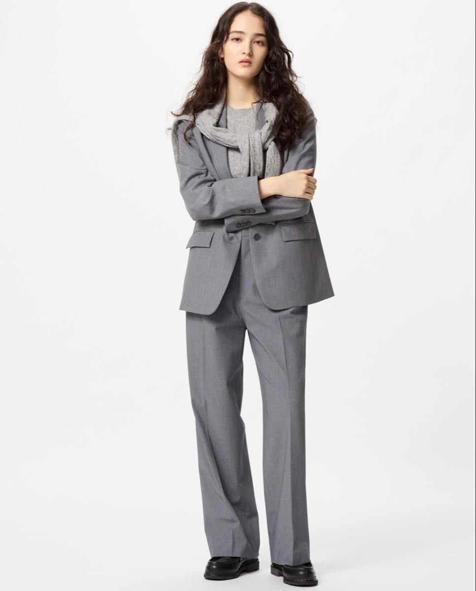 新品タグ付き】UNIQLO ユニクロ タックワイドパンツ 長ズボン 新品タグ付き】UNIQLO ユニクロ タックワイドパンツ 長ズボン