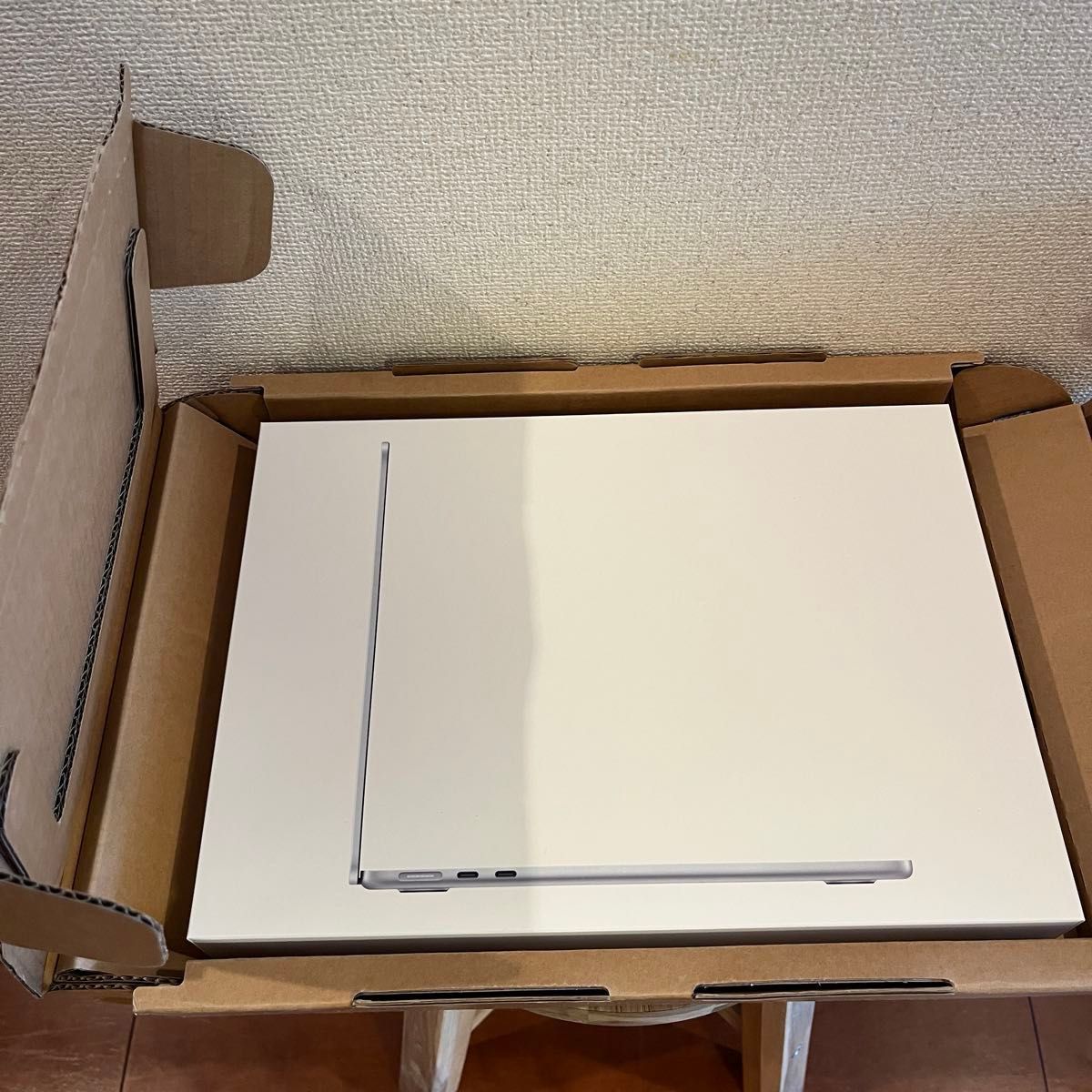 新品未開封】Apple MacBook Air M4 13インチ スカイブルー 日本 新品未開封】Apple MacBook Air M4 13インチ スカイブルー 日本