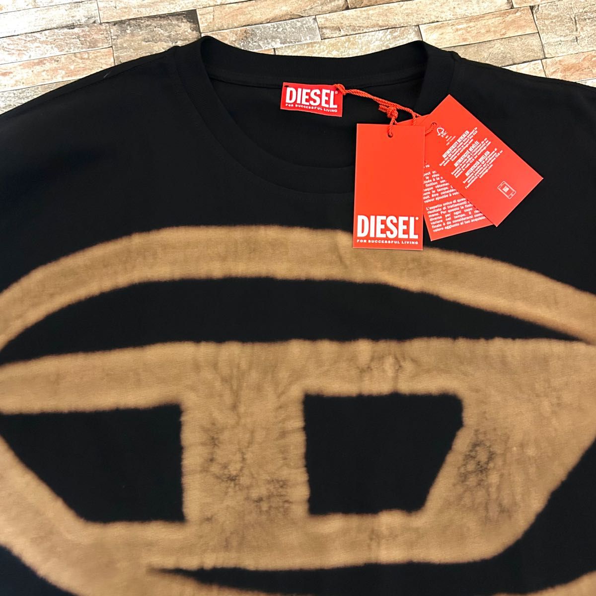 新品】DIESEL ディーゼル/クルーネック BIGオーバルDロゴ 新品】DIESEL ディーゼル/クルーネック BIGオーバルDロゴ
