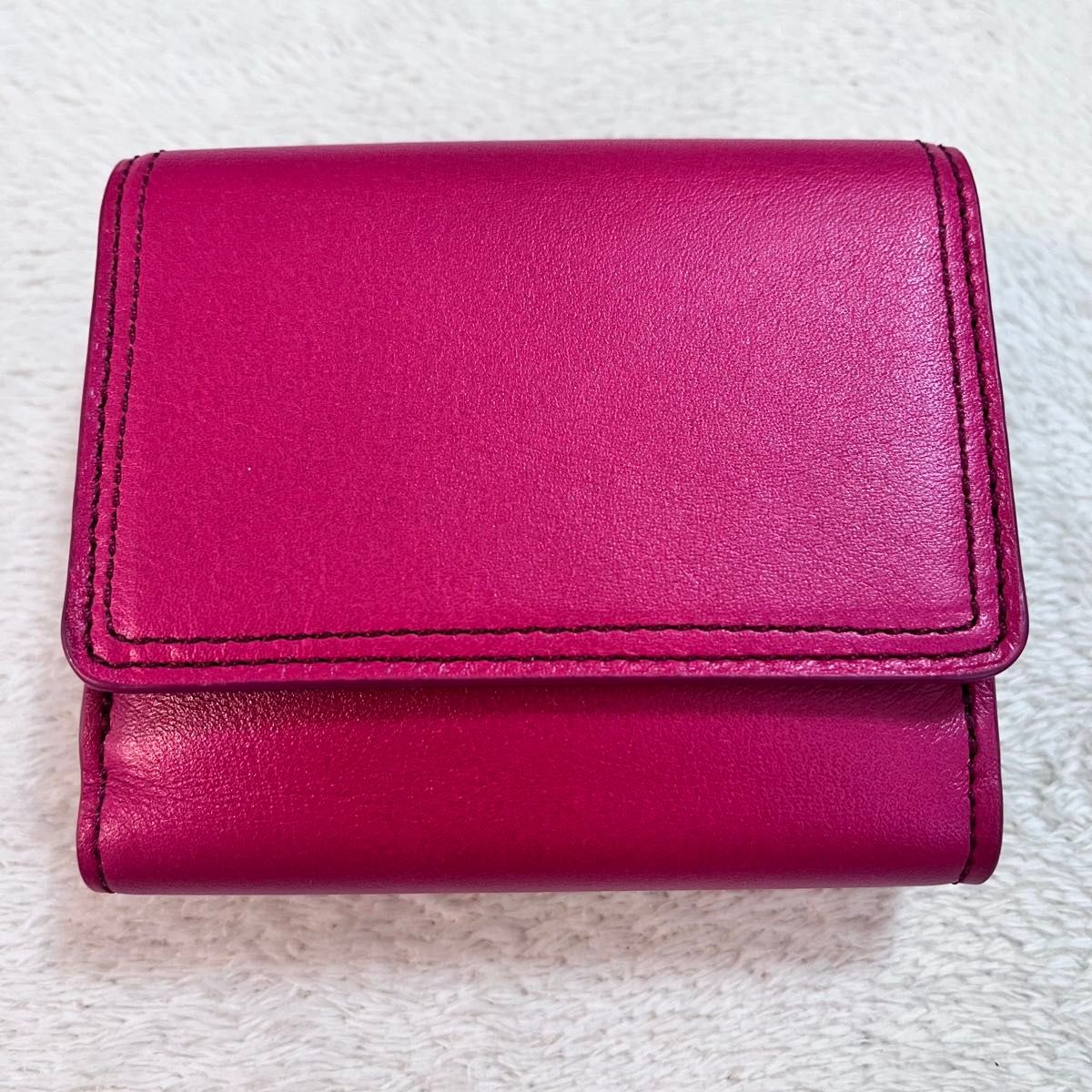 極美品 J&M DAVIDSON レザー 三つ折り財布 コンパクト 赤 レッド 極美品 J&M DAVIDSON レザー 三つ折り財布 コンパクト 赤 レッド