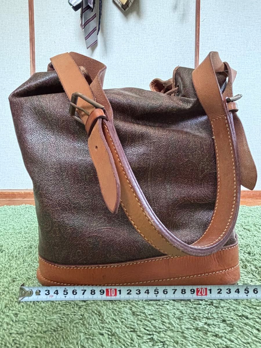 ETRO エトロ ショルダーバッグ ハンドバッグ バケツ型 ETRO エトロ ショルダーバッグ ハンドバッグ バケツ型