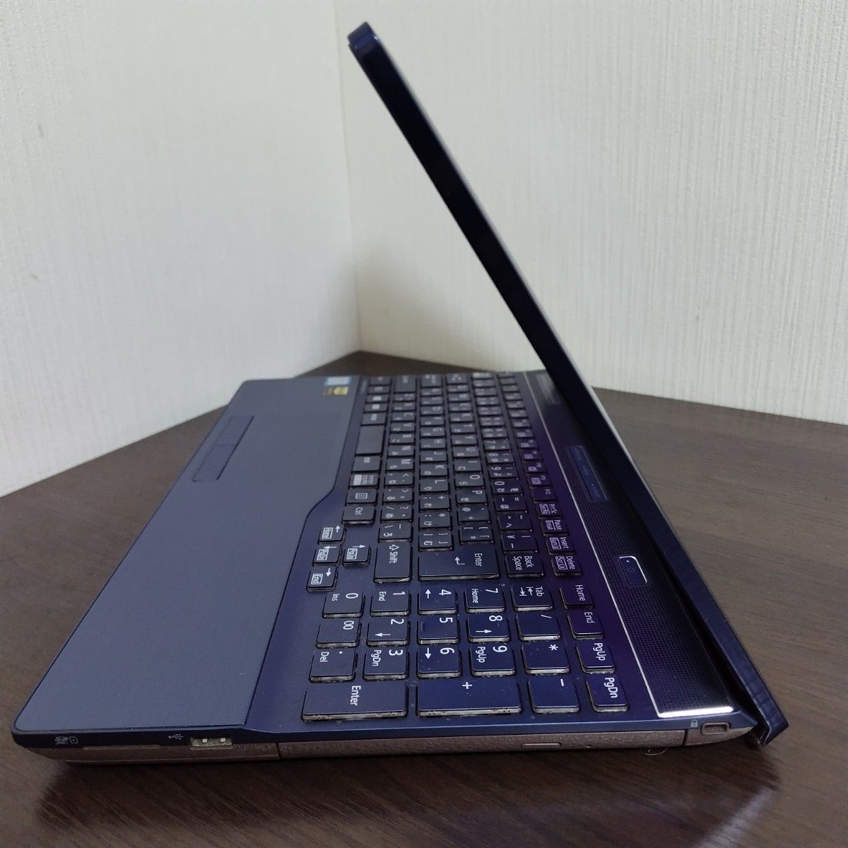 第8世代Corei7】富士通/AH77D1/メモリ16GB/SSD1 25TB|Yahoo 第8世代Corei7】富士通/AH77D1/メモリ16GB/SSD1 25TB|Yahoo