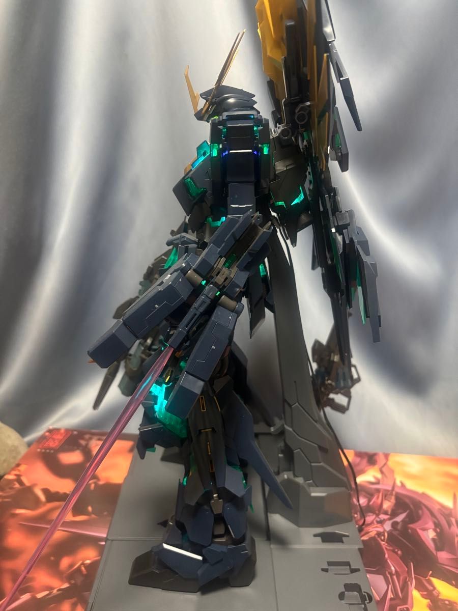 PG バンシィ最終決戦 LEDユニットと拡張ユニット付き 中古美品 PG バンシィ最終決戦 LEDユニットと拡張ユニット付き 中古美品