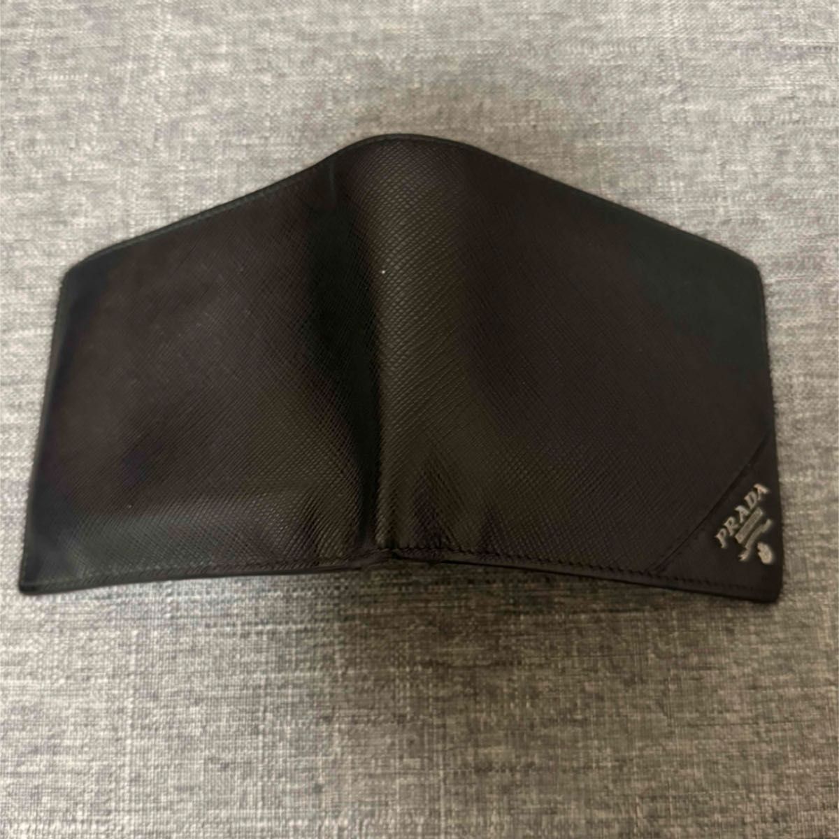 PRADA 財布 プラダ 折り財布 二つ折り財布|Yahoo!フリマ(旧 PRADA 財布 プラダ 折り財布 二つ折り財布|Yahoo!フリマ(旧