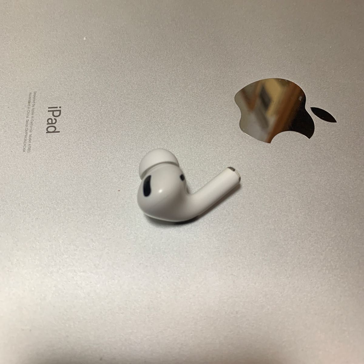 Apple AirPods Pro 第1世代 左耳 左 左側 左イヤホン|Yahoo Apple AirPods Pro 第1世代 左耳 左 左側 左イヤホン|Yahoo