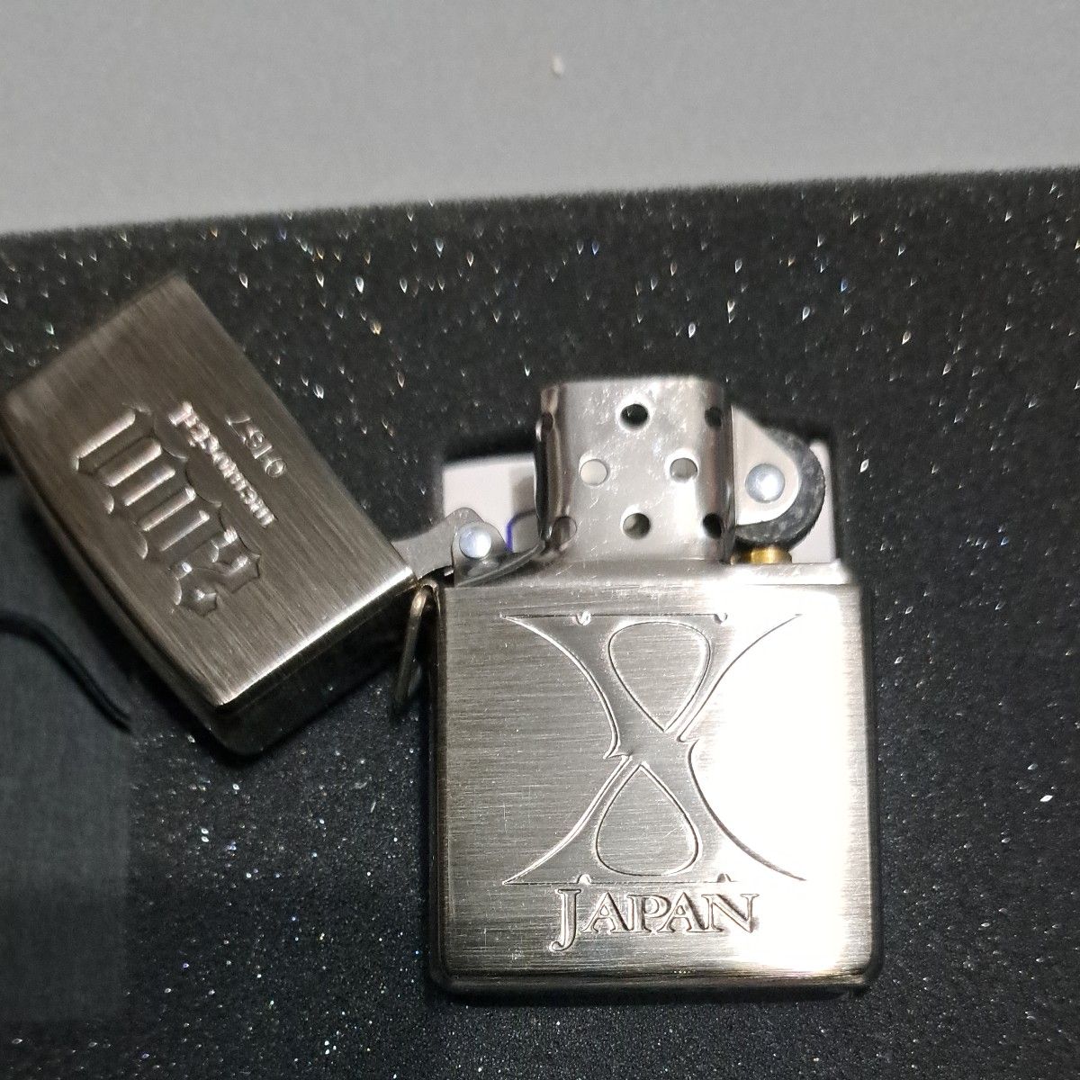 未使用 シリアルナンバー入り ZIPPO '01 X JAPAN Memorial 未使用 シリアルナンバー入り ZIPPO '01 X JAPAN Memorial