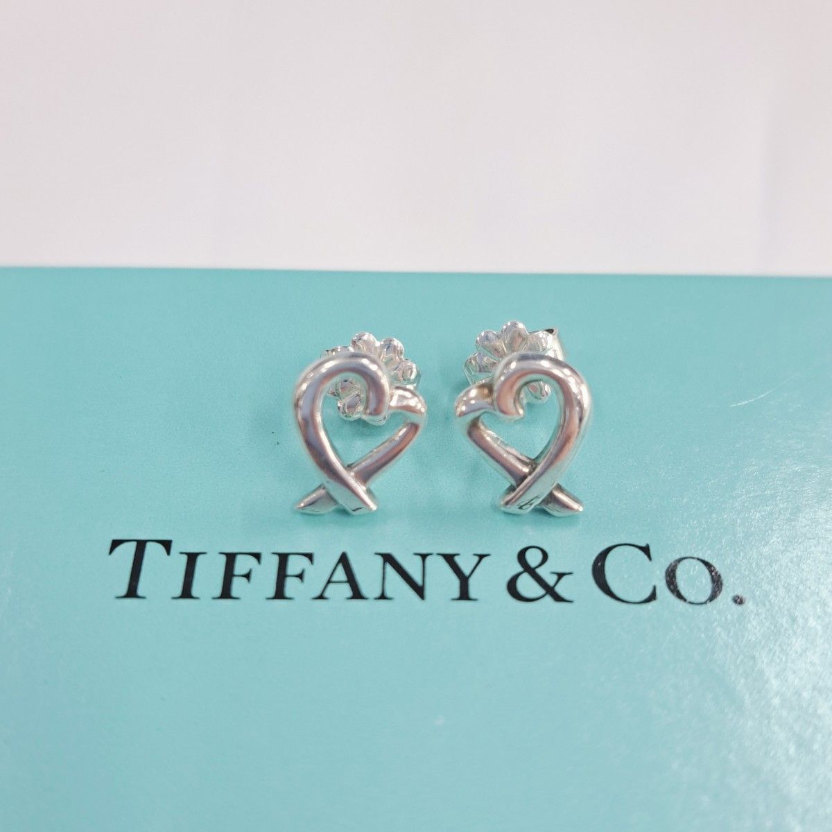 TIFFANY & Co ティファニー ラビングハート ピアス シルバー 925 TIFFANY & Co ティファニー ラビングハート ピアス シルバー 925