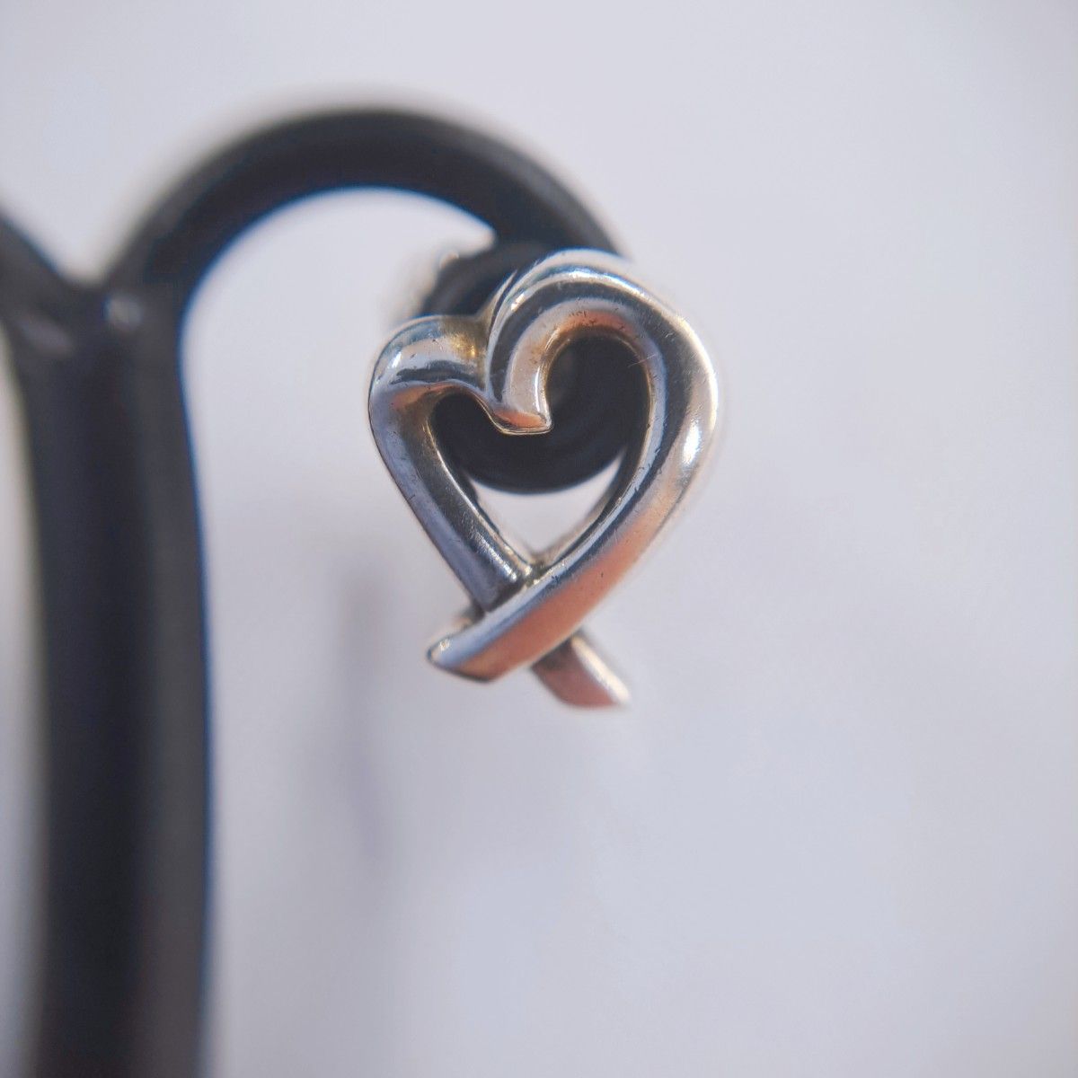 TIFFANY & Co ティファニー ラビングハート ピアス シルバー 925 TIFFANY & Co ティファニー ラビングハート ピアス シルバー 925