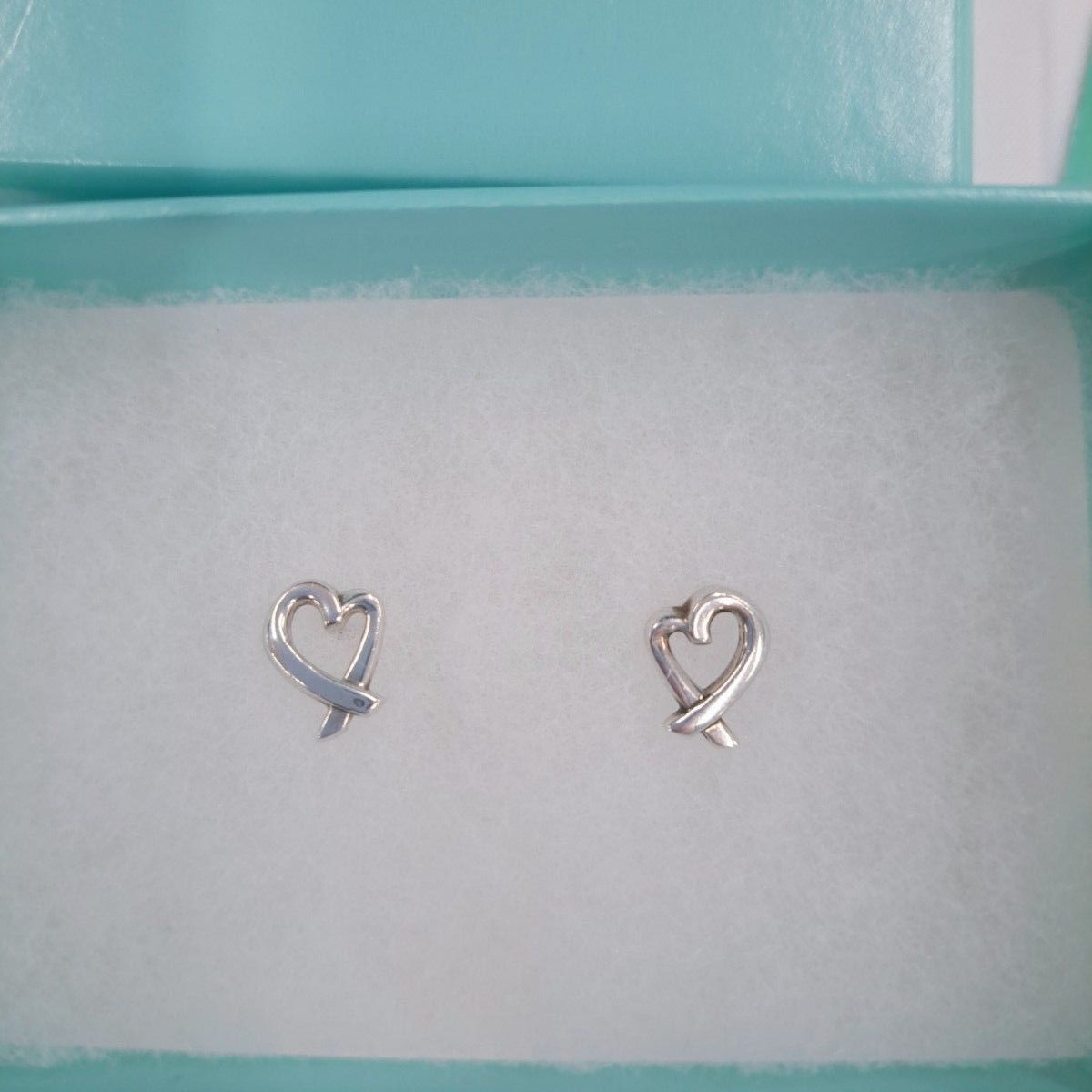 TIFFANY & Co ティファニー ラビングハート ピアス シルバー 925 TIFFANY & Co ティファニー ラビングハート ピアス シルバー 925