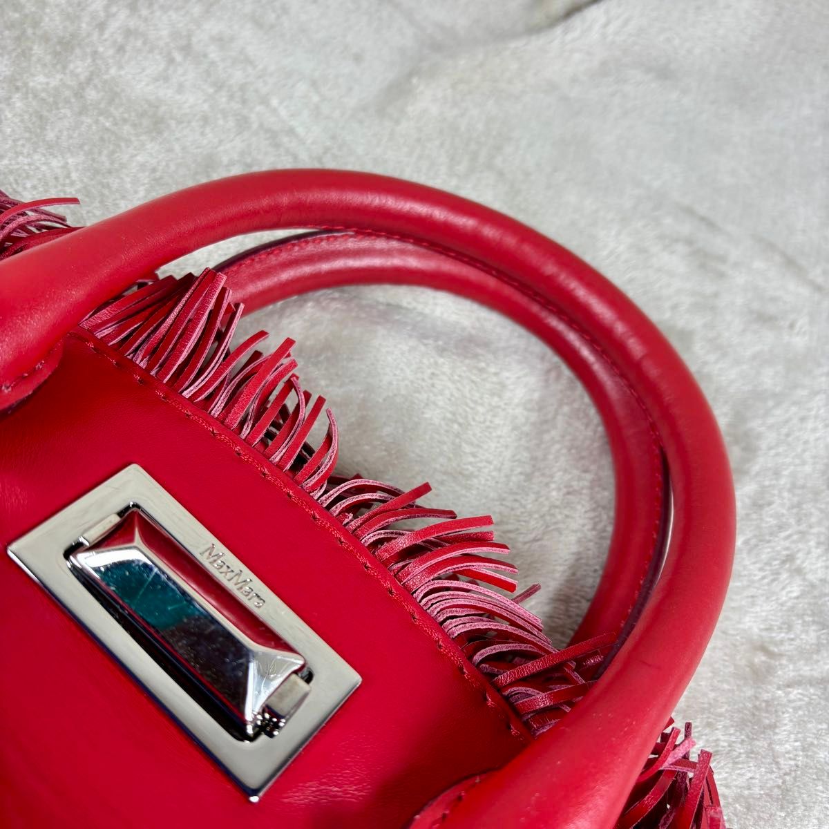 極美品 MaxMara フリンジ 2way ショルダーバッグ ハンドバッグ 極美品 MaxMara フリンジ 2way ショルダーバッグ ハンドバッグ