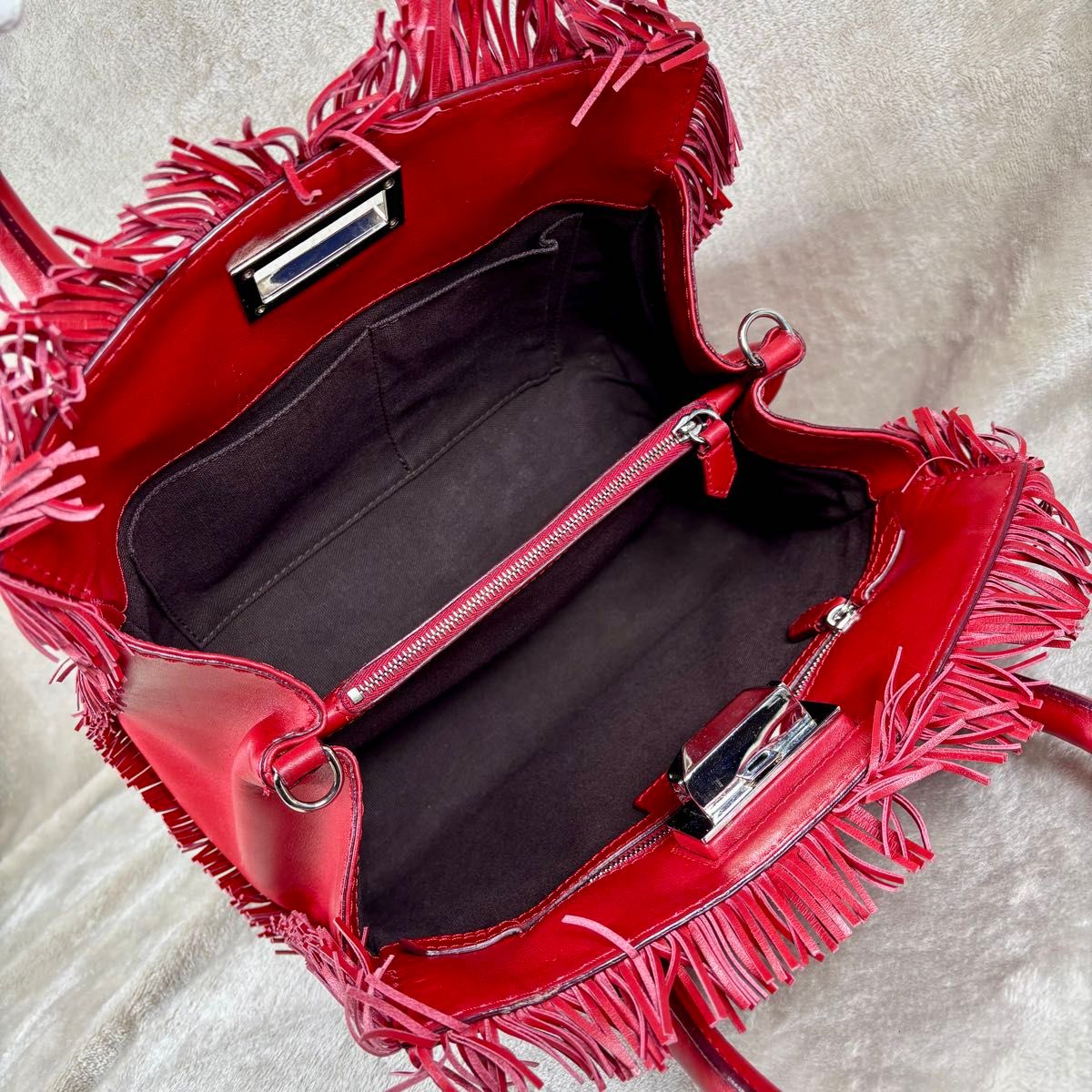 極美品 MaxMara フリンジ 2way ショルダーバッグ ハンドバッグ 極美品 MaxMara フリンジ 2way ショルダーバッグ ハンドバッグ