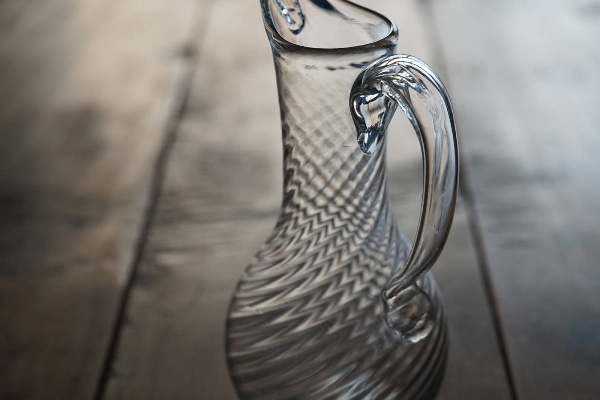 手吹きガラスのノルマンディー地方のモールピッチャー 18世紀・フランス アンティーク 古道具 硝子 ガラス A 