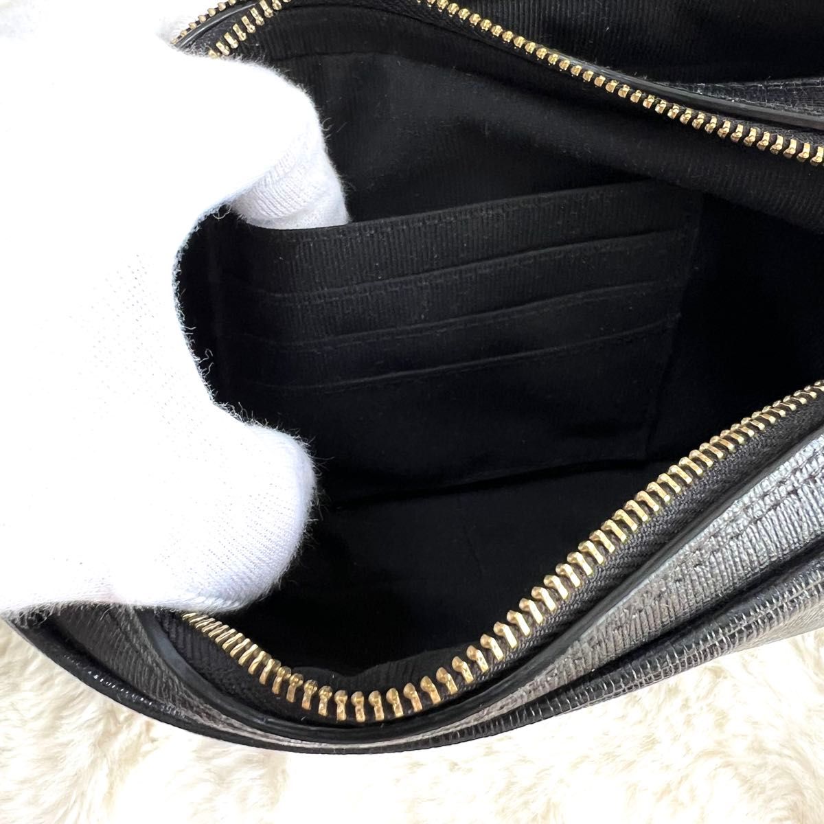 極美品】FURLA フルラ ショルダーバッグ カメラバッグ レザー 極美品】FURLA フルラ ショルダーバッグ カメラバッグ レザー