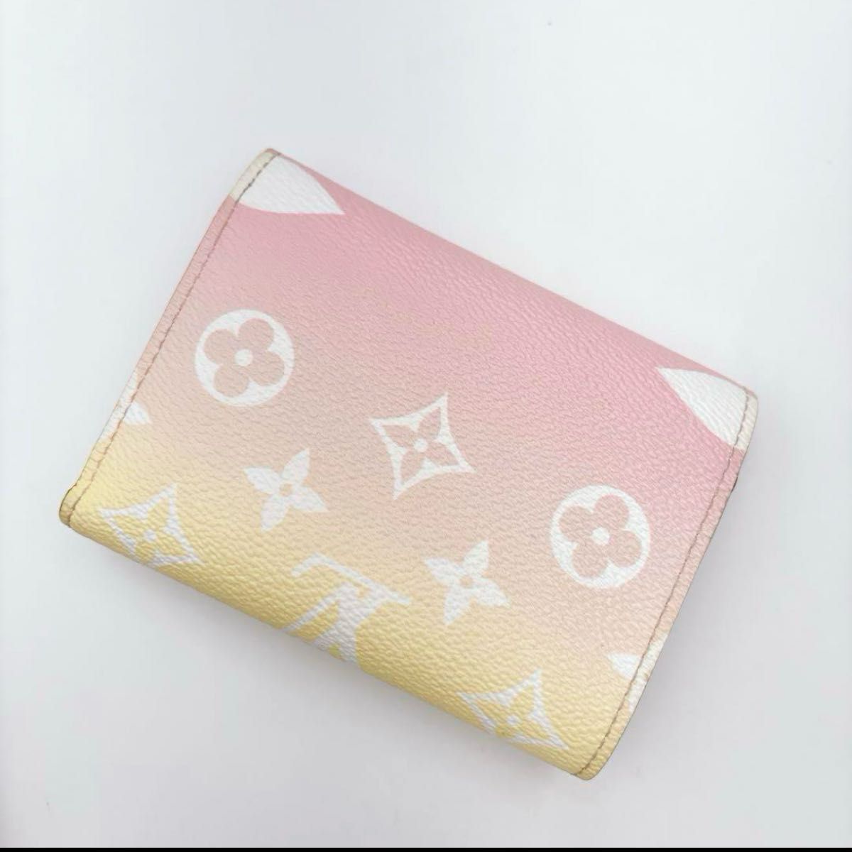 美品 ルイヴィトン ポルトフォイユ・ヴィクトリーヌ バイ ザ 美品 ルイヴィトン ポルトフォイユ・ヴィクトリーヌ バイ ザ