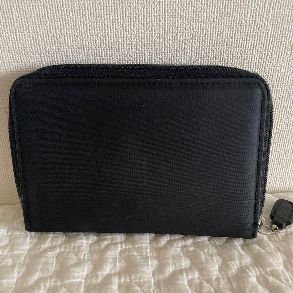 PRADA ラウンドファスナー プラダ 財布 ウォレット 黒 二つ折り PRADA ラウンドファスナー プラダ 財布 ウォレット 黒 二つ折り