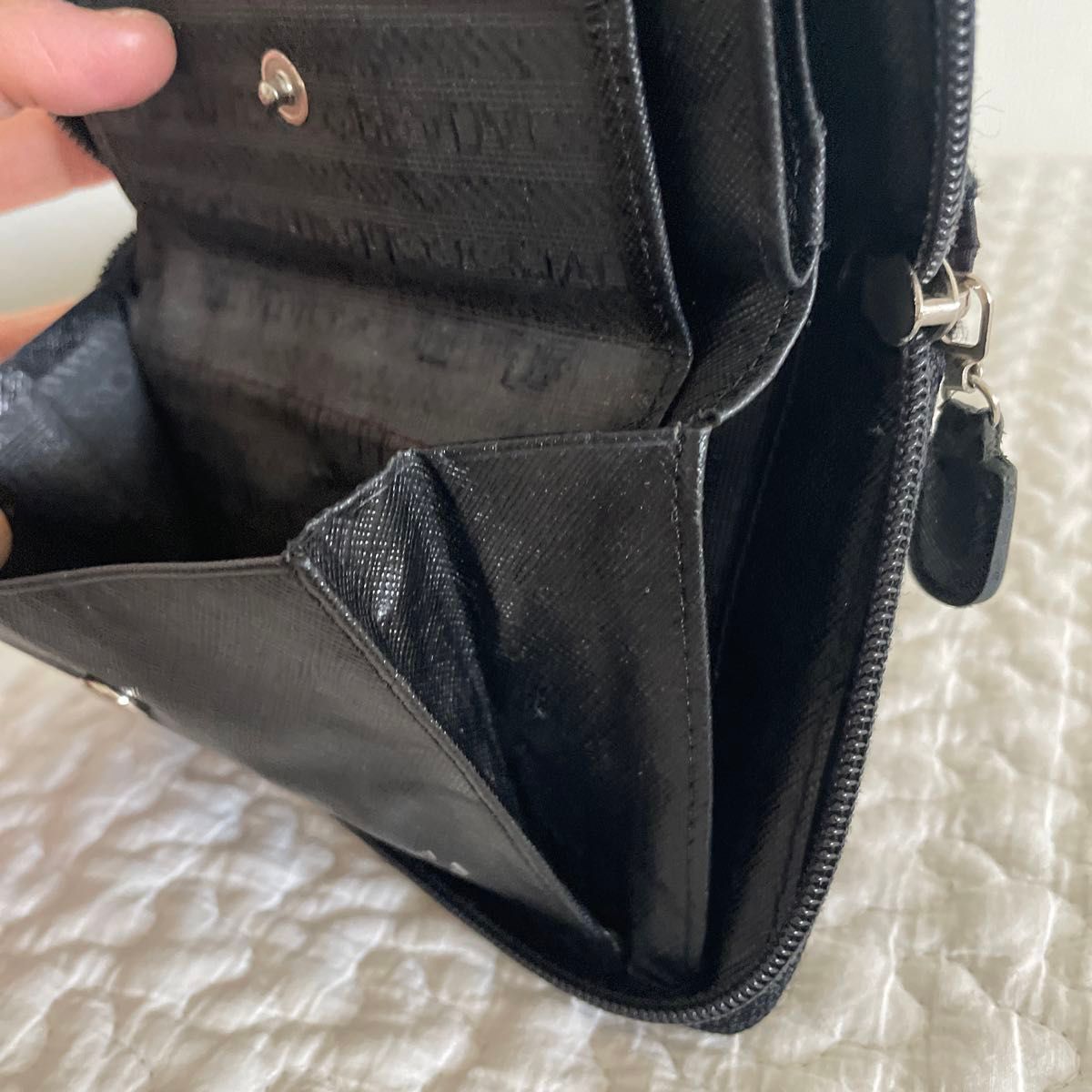 PRADA ラウンドファスナー プラダ 財布 ウォレット 黒 二つ折り PRADA ラウンドファスナー プラダ 財布 ウォレット 黒 二つ折り