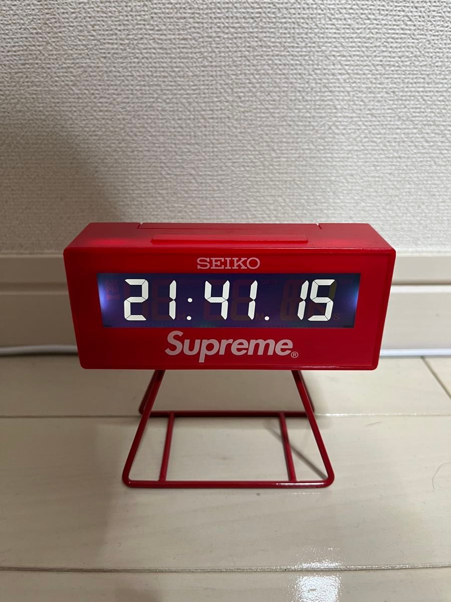 Supreme Seiko Marathon Clock Redシュプリーム セイコー Supreme Seiko Marathon Clock Redシュプリーム セイコー
