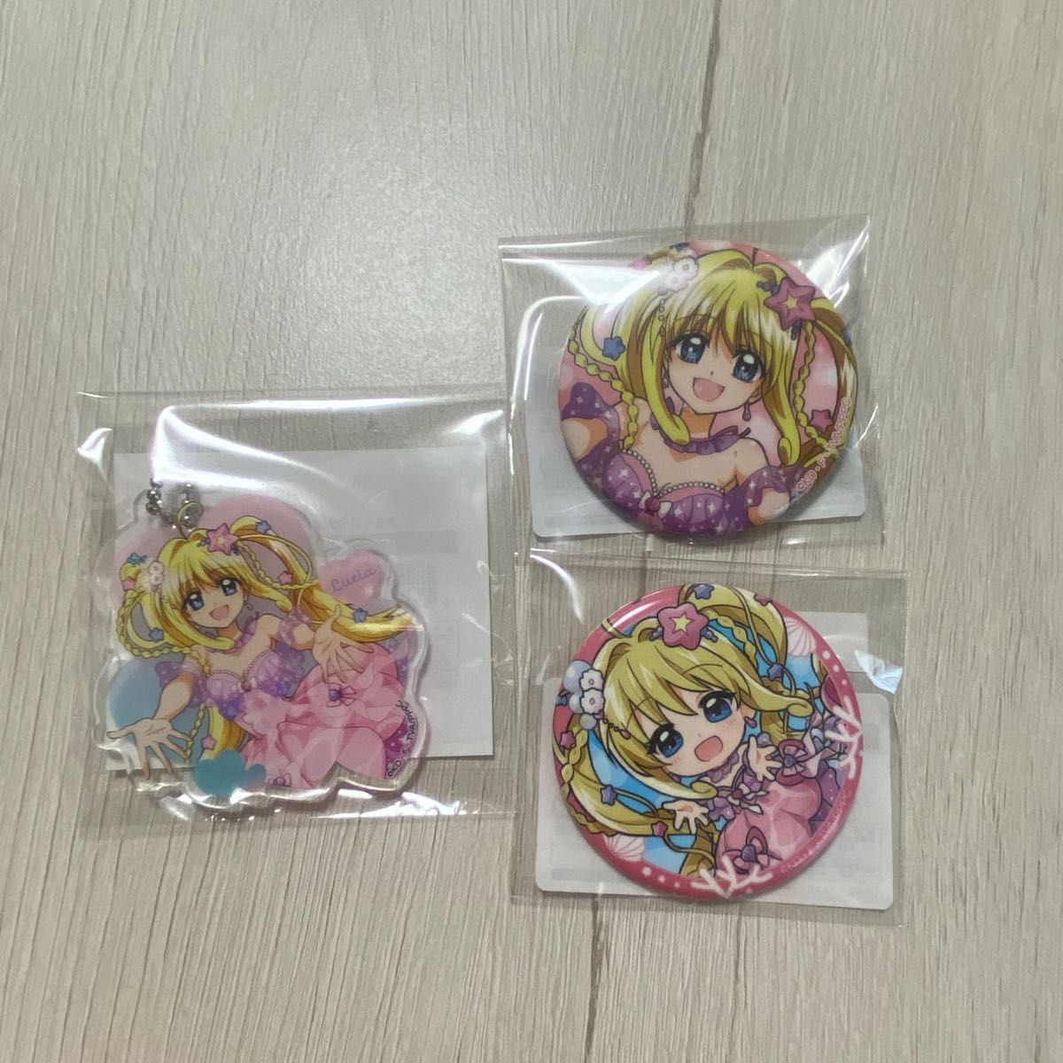 ぴちぴちピッチ まるくじvol 4 缶バッジ アクリルキーホルダー ぴちぴちピッチ まるくじvol 4 缶バッジ アクリルキーホルダー