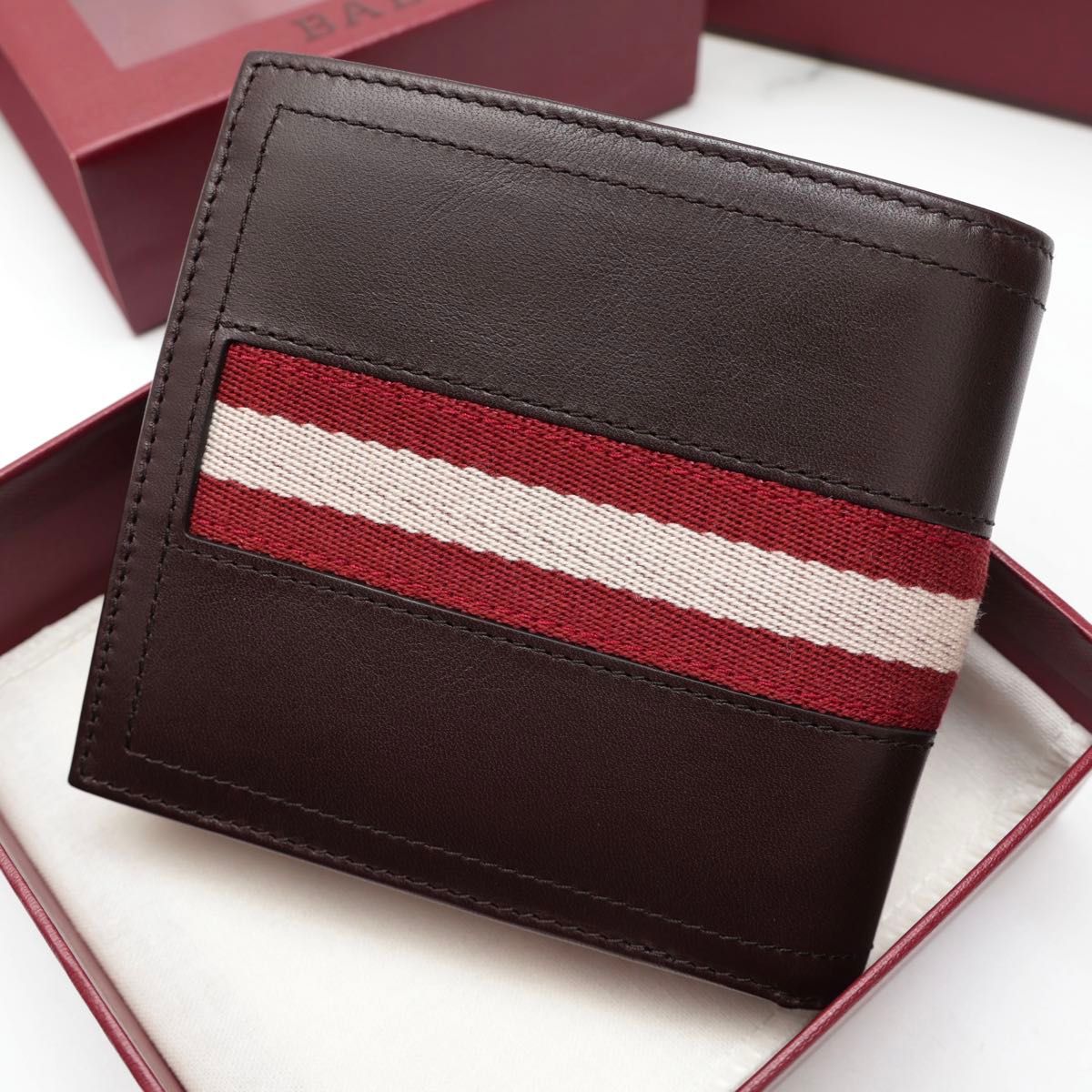 難有り未使用 バリー BALLY 二つ折り財布 TYE IFL/271 難有り未使用 バリー BALLY 二つ折り財布 TYE IFL/271
