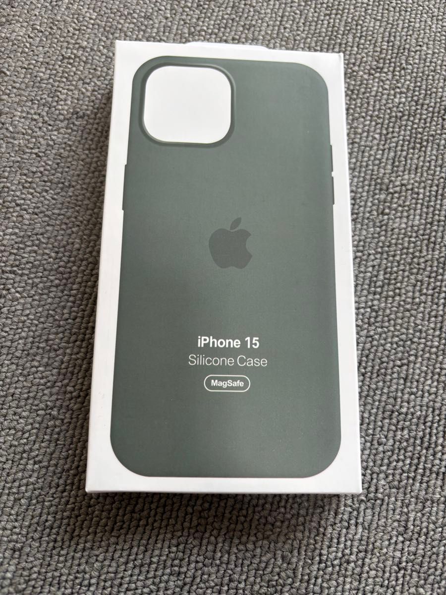 Apple iPhone 15 シリコンケース サイプレス MagSafe対応 未使用 Apple iPhone 15 シリコンケース サイプレス MagSafe対応 未使用
