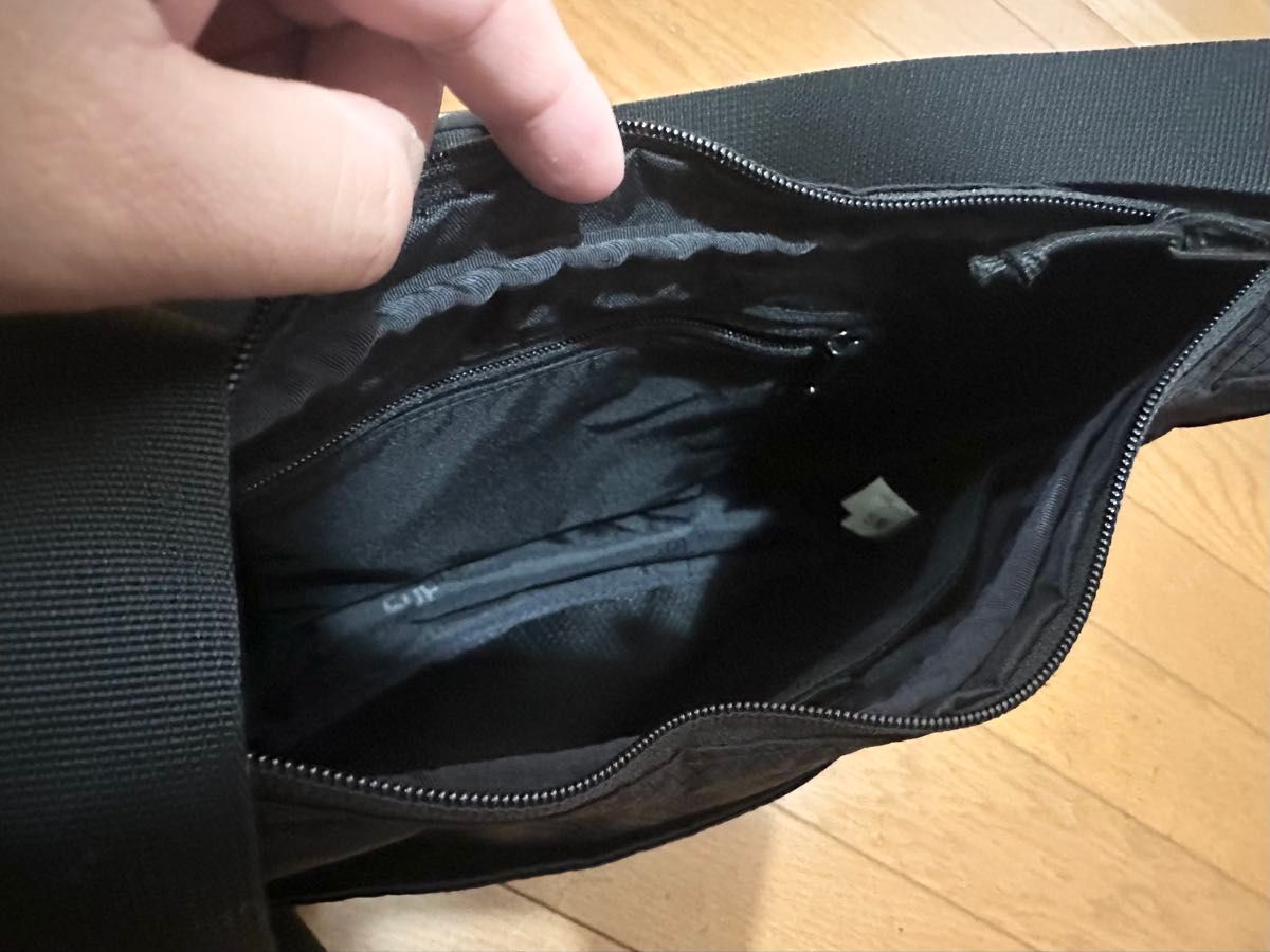 Supreme 22SS Small Messenger Bag シュプリーム スモール Supreme 22SS Small Messenger Bag シュプリーム スモール