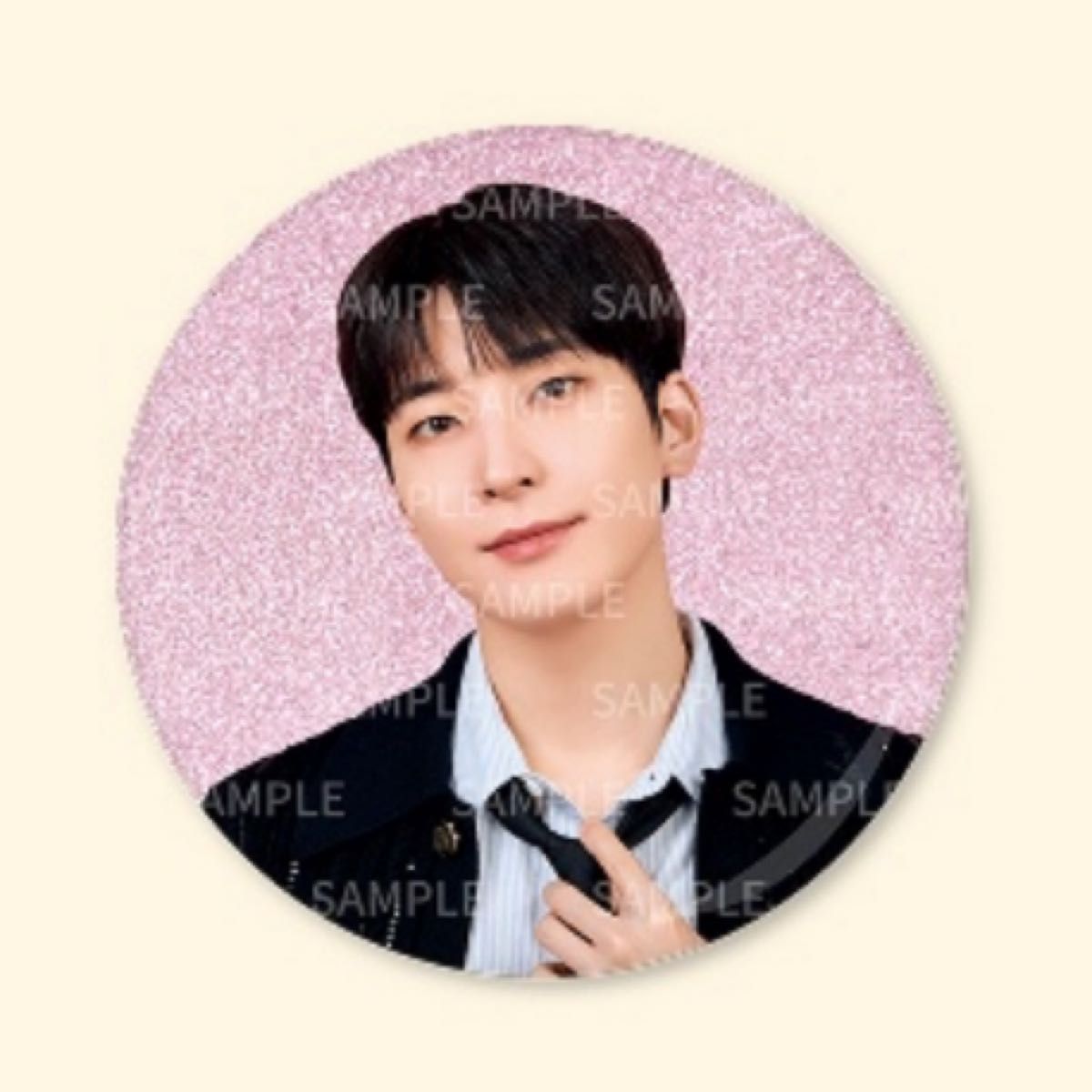 SEVENTEEN HOLIDAY グッズ 缶バッジ 【ウォヌ】|Yahoo!フリマ SEVENTEEN HOLIDAY グッズ 缶バッジ 【ウォヌ】|Yahoo!フリマ
