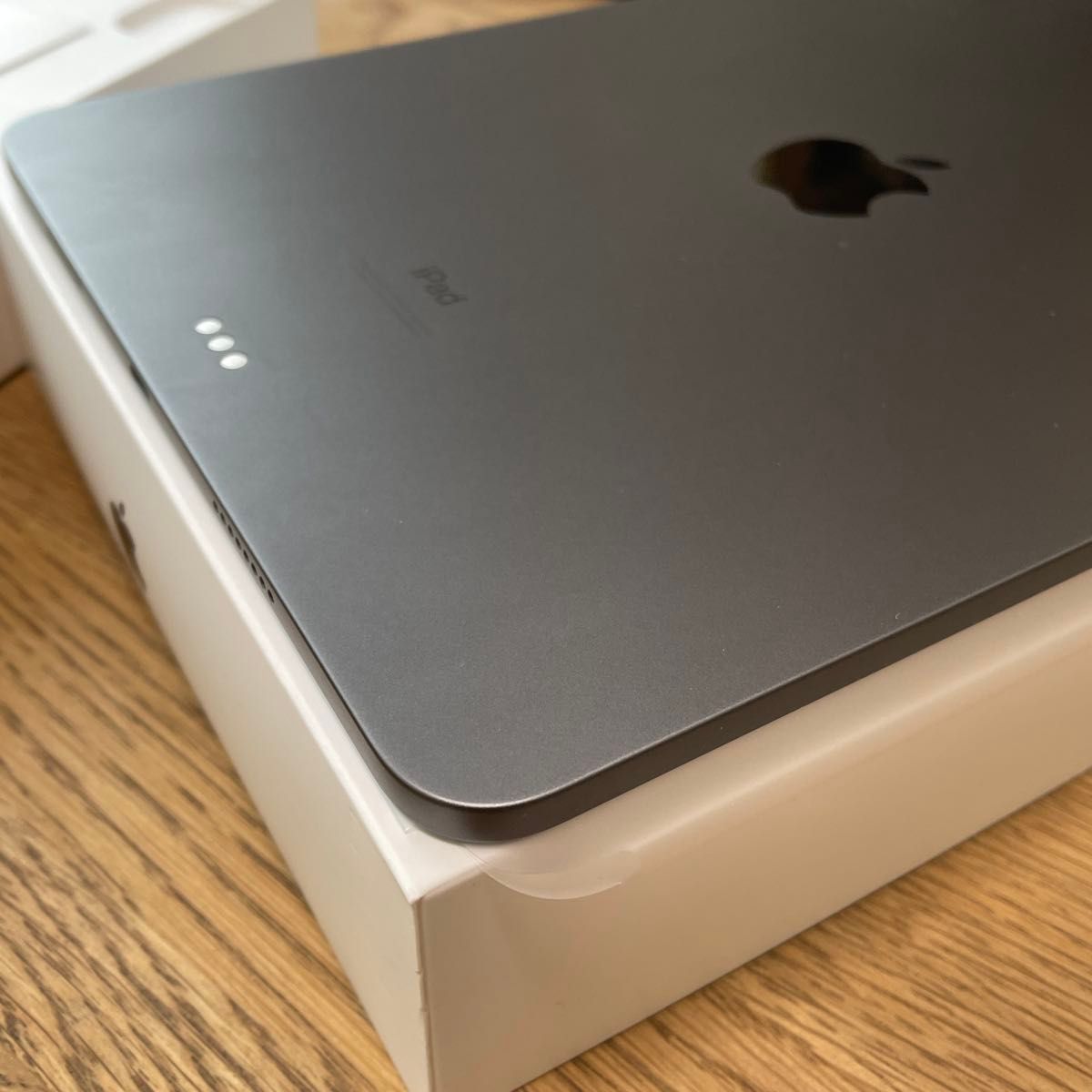 iPad Pro(第三世代) 11インチ WiFi 256GB MHQU3J/A|Yahoo iPad Pro(第三世代) 11インチ WiFi 256GB MHQU3J/A|Yahoo