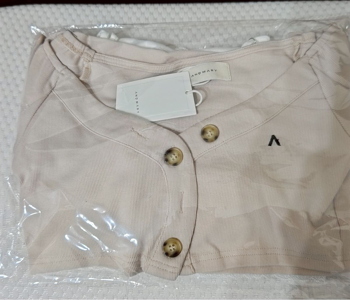 ANDMARY Clala layered set(クララ レイヤードセット べ―ジュ ANDMARY Clala layered set(クララ レイヤードセット べ―ジュ