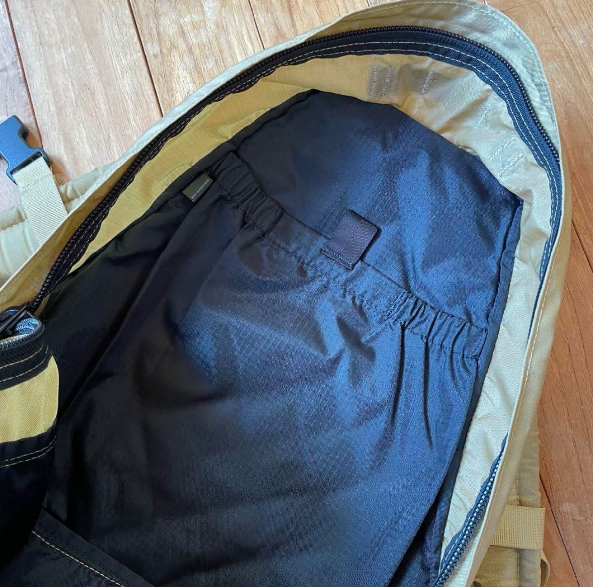 GREGORY×BEAMS PLUS別注 1st DAYPACK ベージュ|Yahoo!フリマ GREGORY×BEAMS PLUS別注 1st DAYPACK ベージュ|Yahoo!フリマ