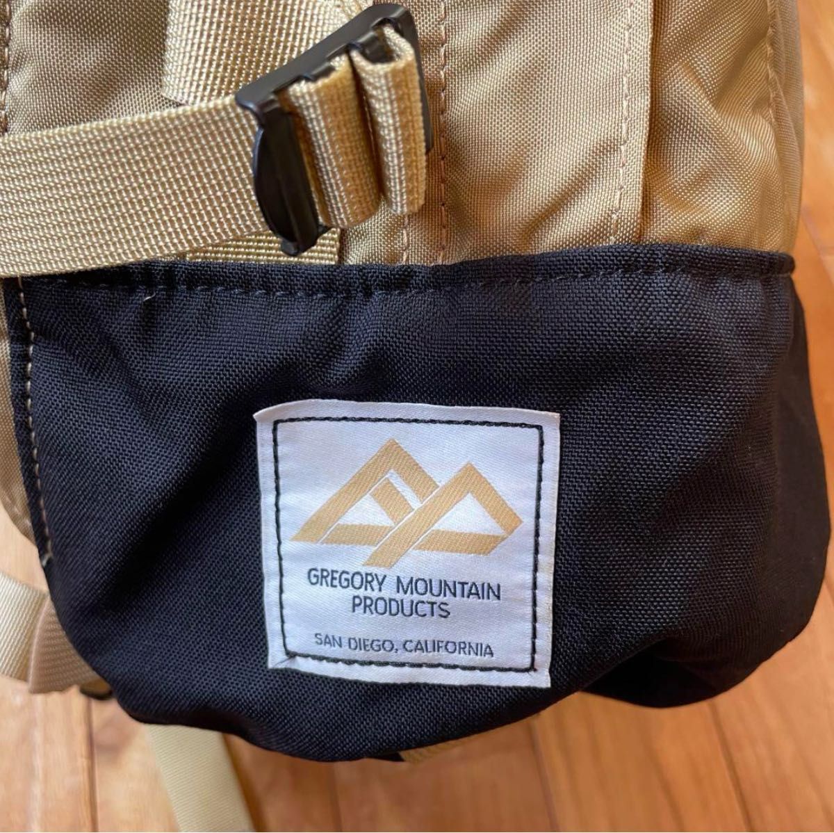 GREGORY×BEAMS PLUS別注 1st DAYPACK ベージュ|Yahoo!フリマ GREGORY×BEAMS PLUS別注 1st DAYPACK ベージュ|Yahoo!フリマ