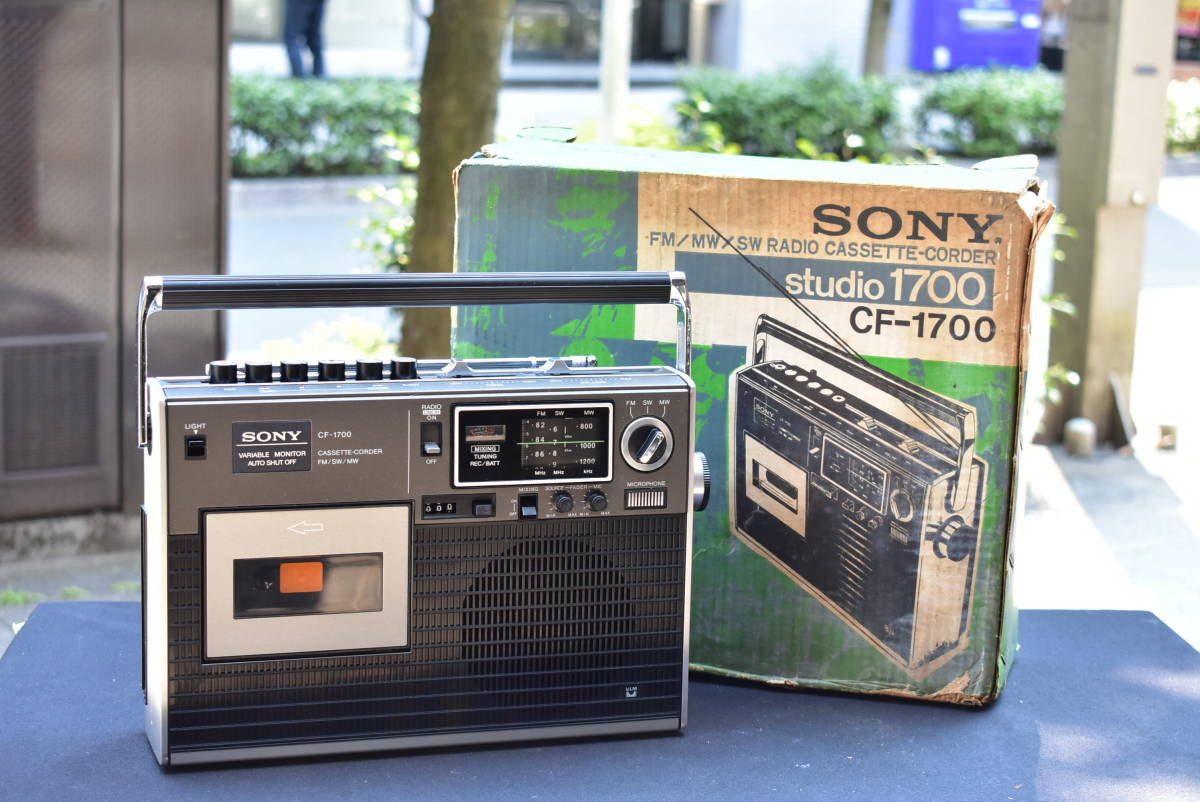  Sony Sony radio-cassette CF-1700 studio1700 dead stock unused that time thing Vintage image 30 sheets publication middle 