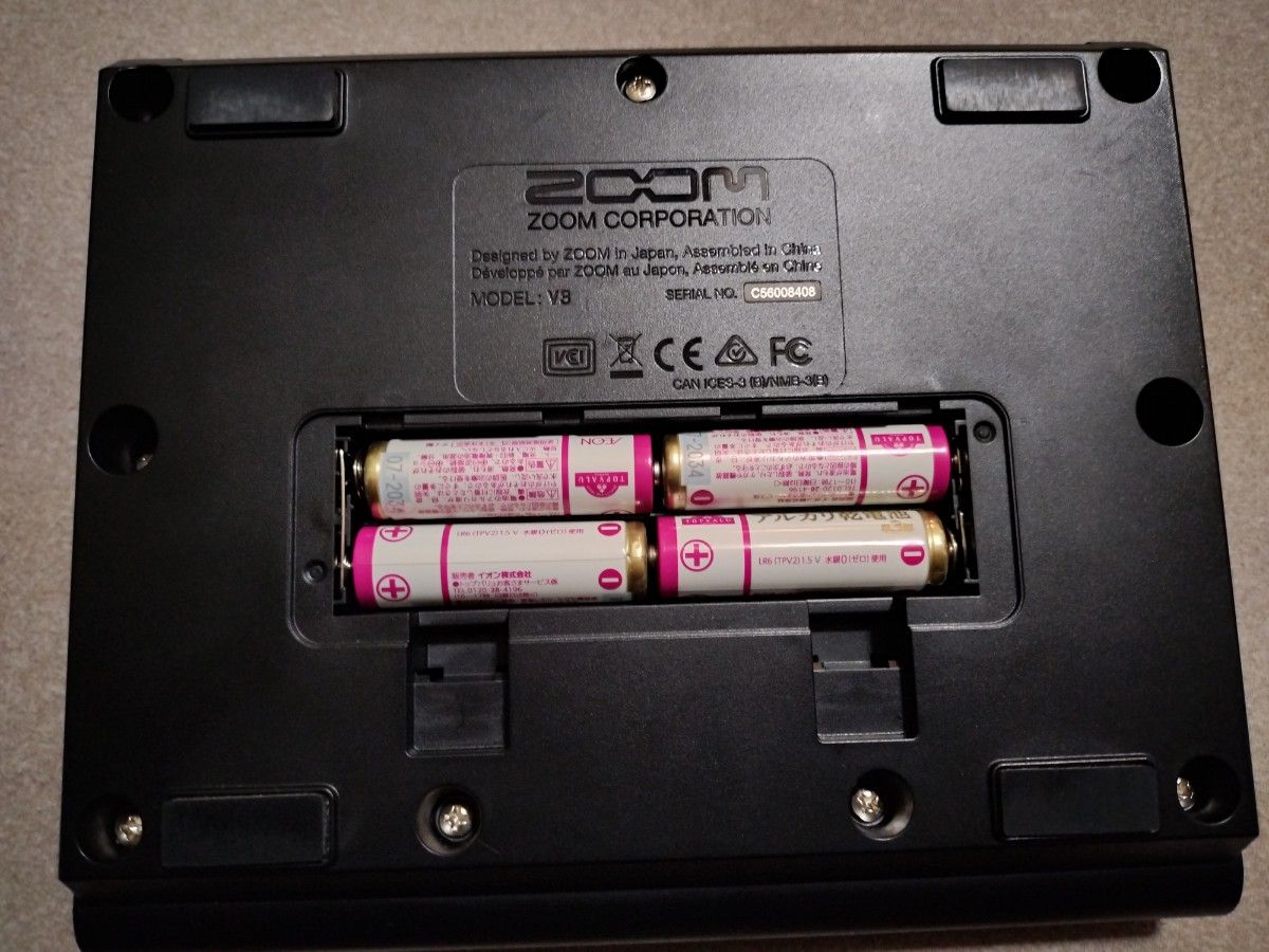 ZOOM V3 ボーカルエフェクター ズーム ボイスチェンジャー ZOOM V3 ボーカルエフェクター ズーム ボイスチェンジャー