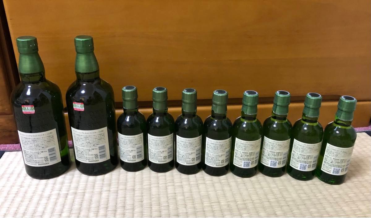 サントリー シングルモルトウイスキー 白州 700ml 瓶×2本 180ml サントリー シングルモルトウイスキー 白州 700ml 瓶×2本 180ml