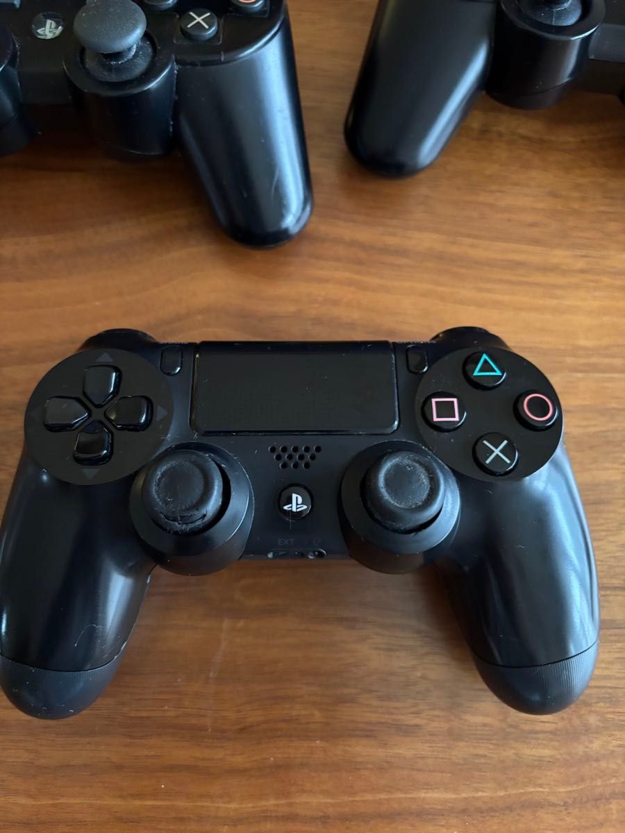 SONY PS3/PS4 コントローラー 3個セット 動作未確認の為 SONY PS3/PS4 コントローラー 3個セット 動作未確認の為
